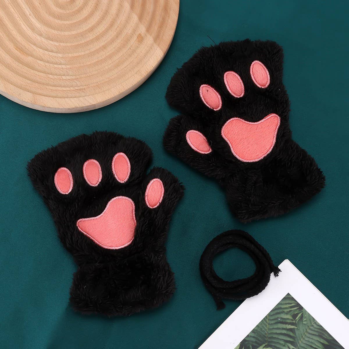 CARTOON CAT PAW BEAR PAW PLUSH HALF FINGER GLOVES_CWAG0175