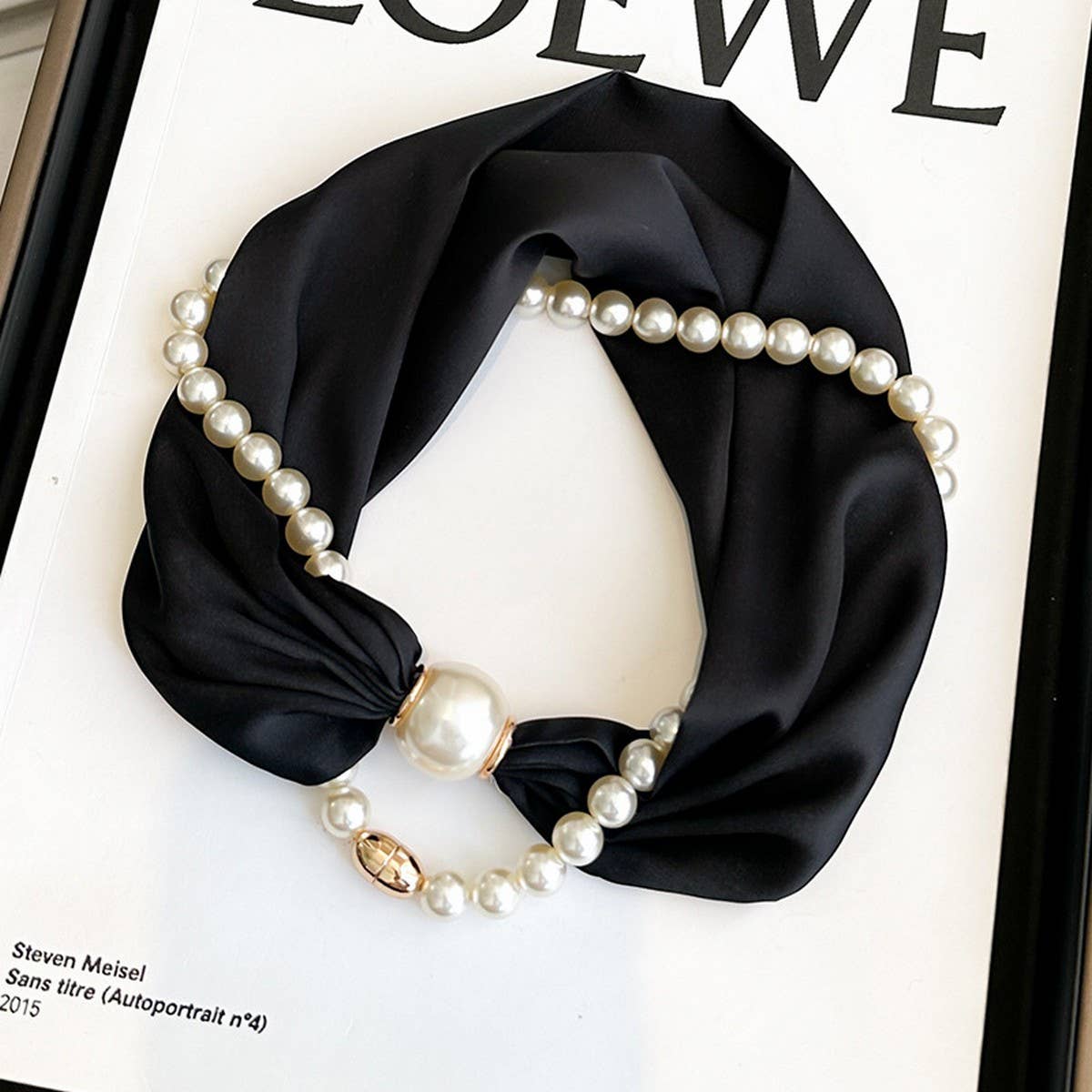 Pearl Magnetic Skinny Silk Neck Scarf_Cwasc03930