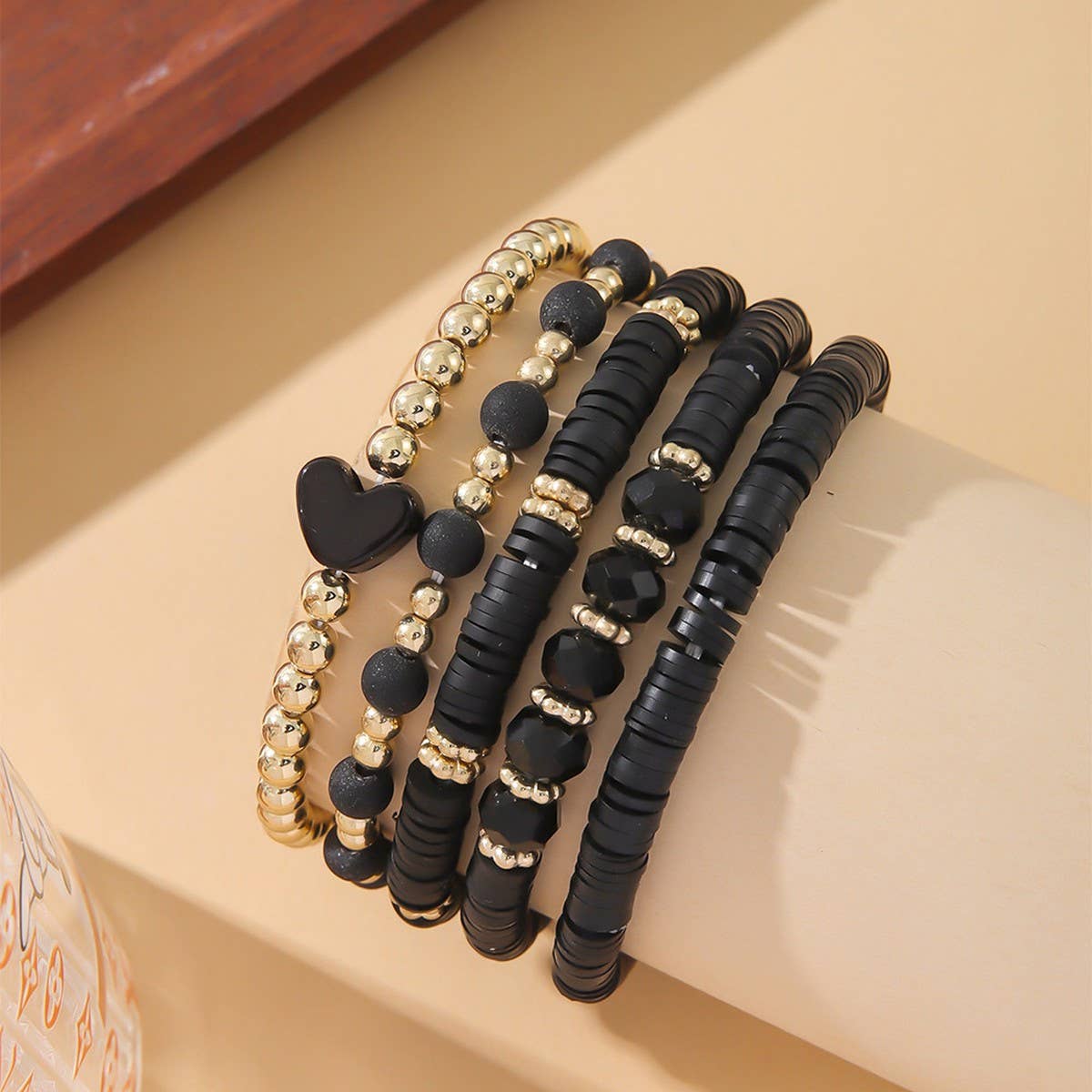 SOFT CLAY ELASTIC CORD HEART BRACELET SET_CWMM3519