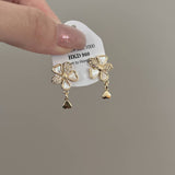 LIGHT LUXURY SHELL FLOWER EARRINGS_CWAJE1355