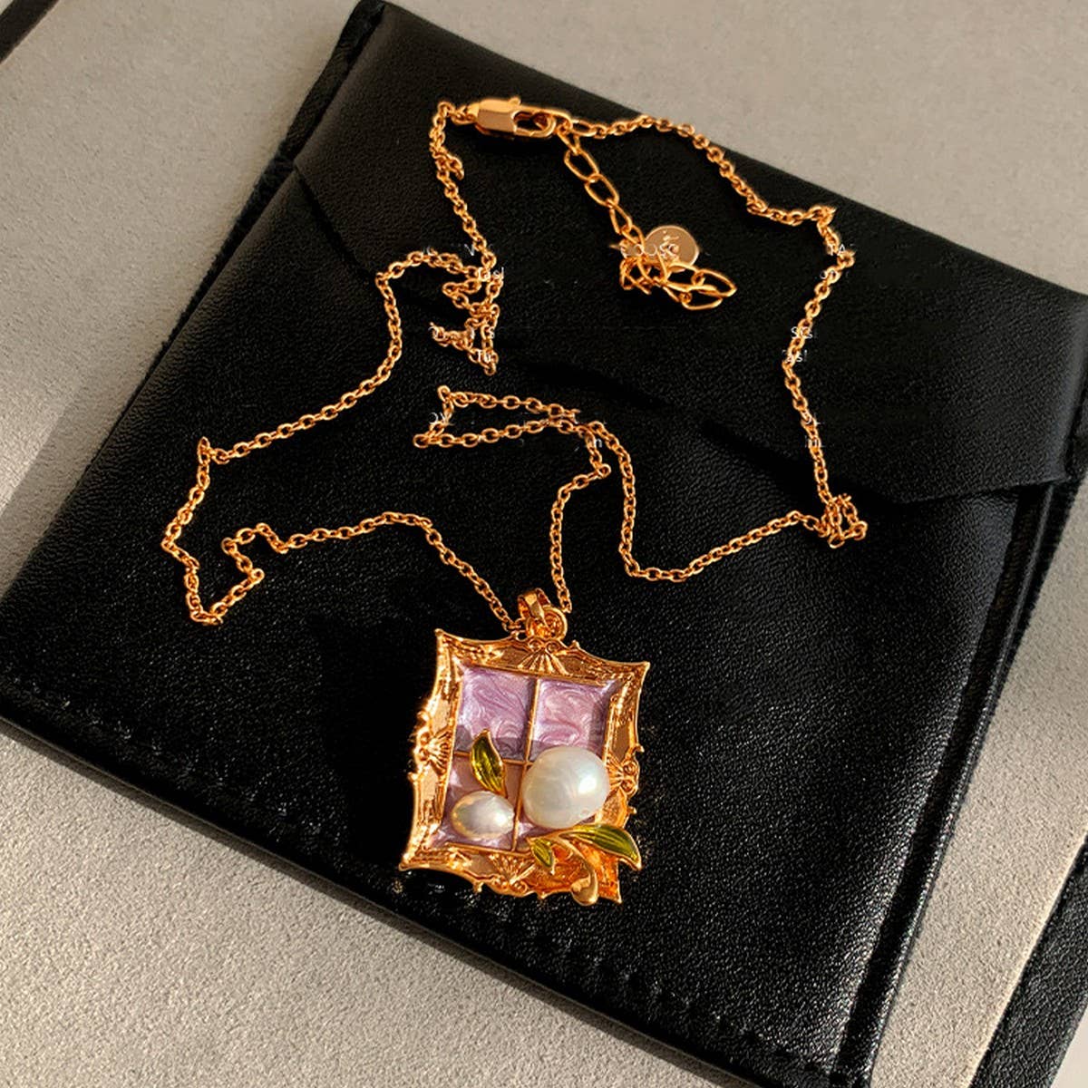 MONET GARDEN OIL PAINTING STYLE FASHION NECKLACE_CWAJE2365