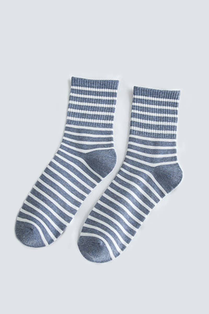 STRIPE PATTERN COZY COTTON ANKLE CREW SOCKS_CWMS022