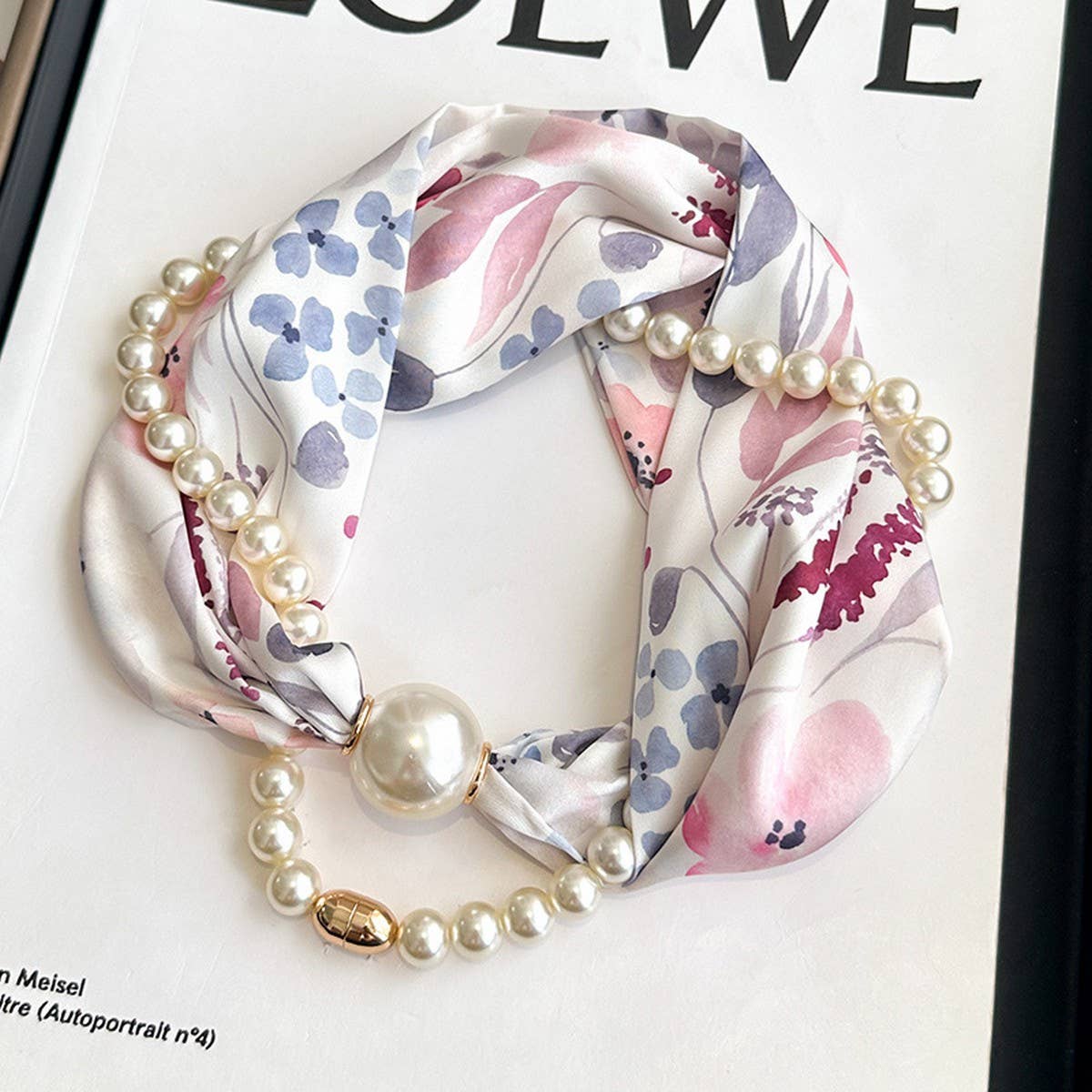 Pearl Magnetic Skinny Silk Neck Scarf_Cwasc03931