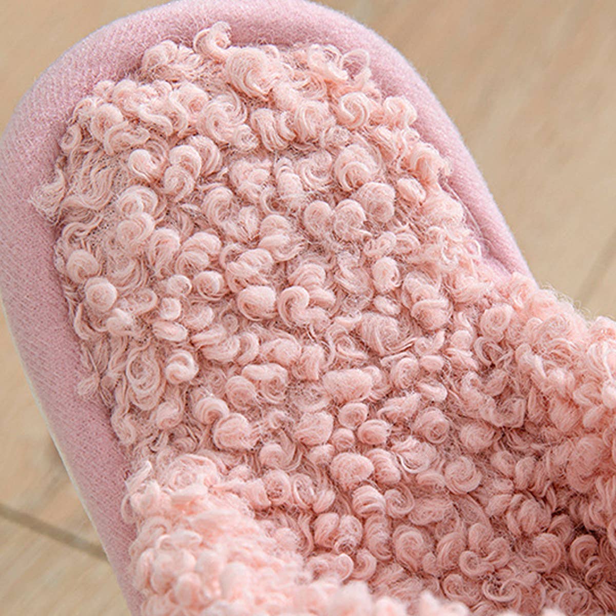 FURRY CROSS STRAP COTTON SLIPPERS_CWSHS0823
