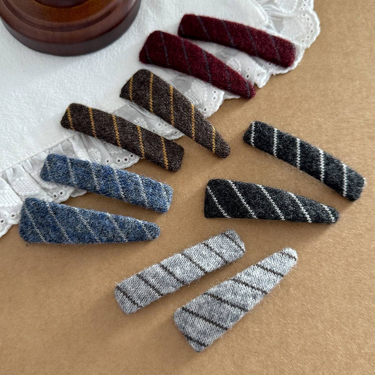 Contrast Twill Hair Clip Side Bang Pin Women_Cwaha07804