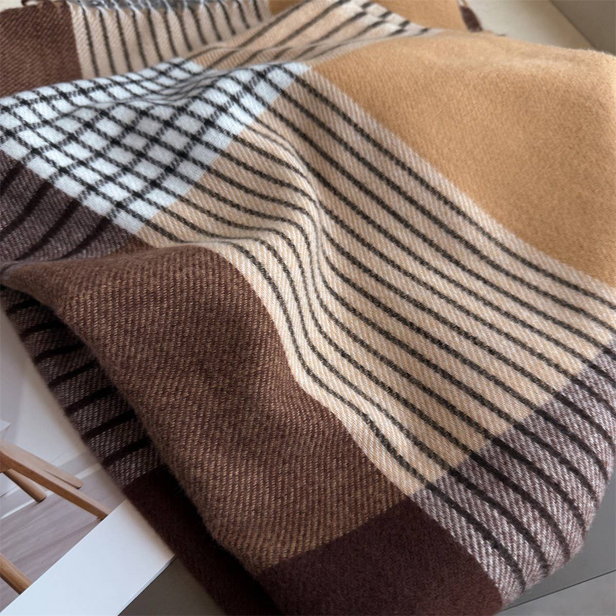 Colorblock Plaid Tassel Scarf Wrap For Winter_Cwasc03275