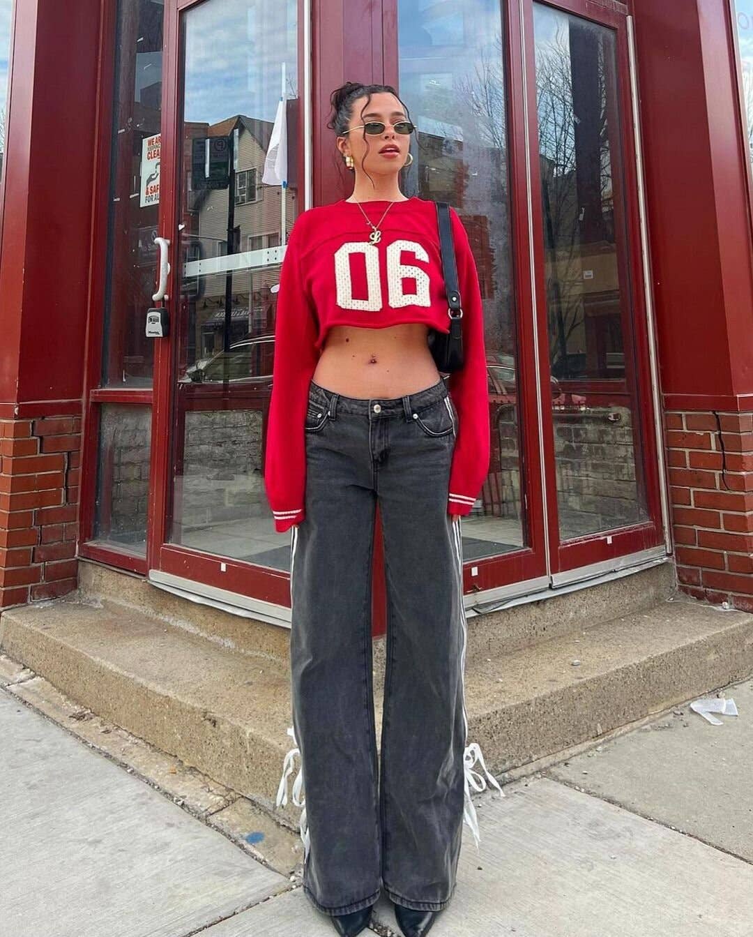 Wide-Leg Straight Leg Jeans With Side Stretch