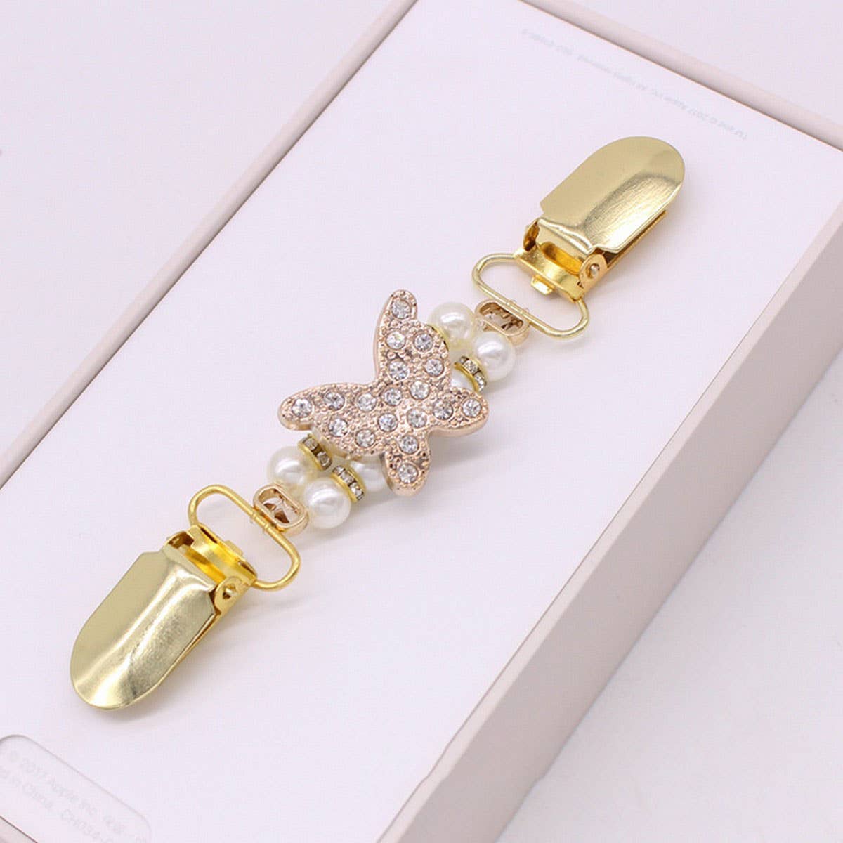 POPULAR HIGH GRADE PEARL SWEATER CLIP SHAWL CLIP_CWMM2207