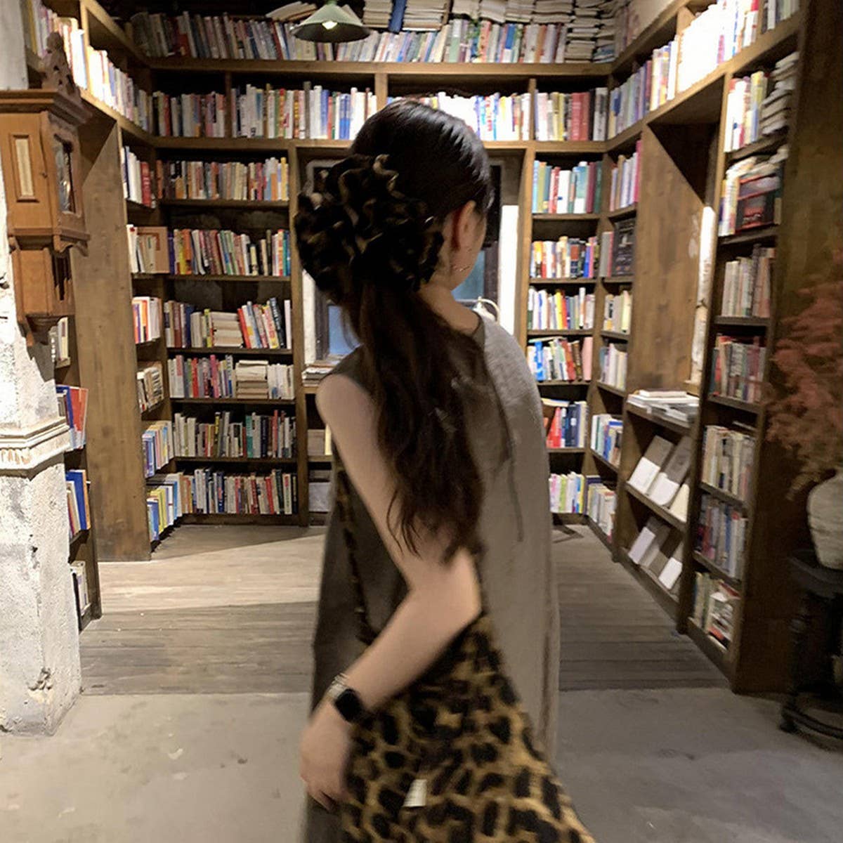 Leopard Print Scrunchie Vintage Embroidery_Cwaha08053