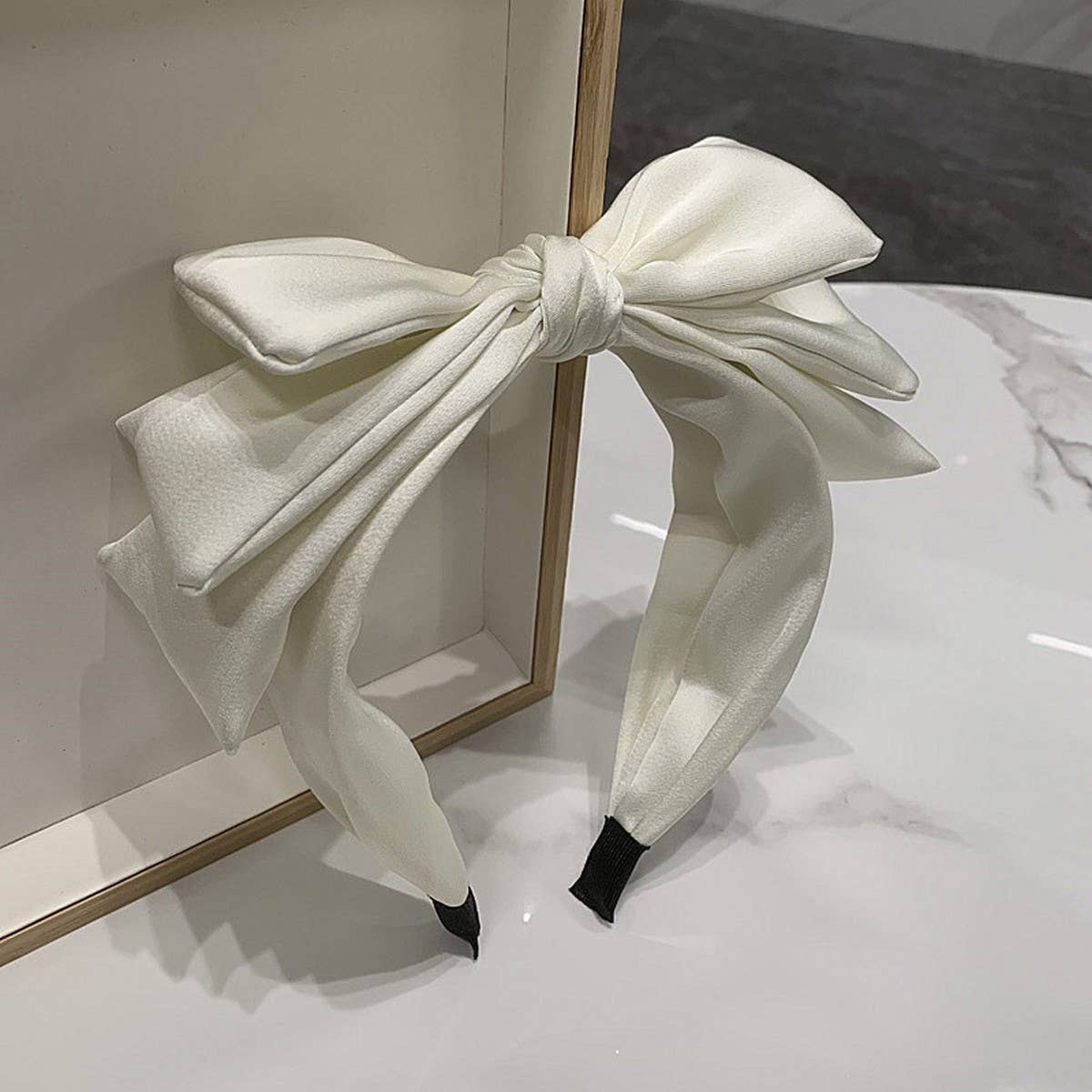 FRENCH RETRO THREE LAYER BOW HEADBAND_CWAHA2557