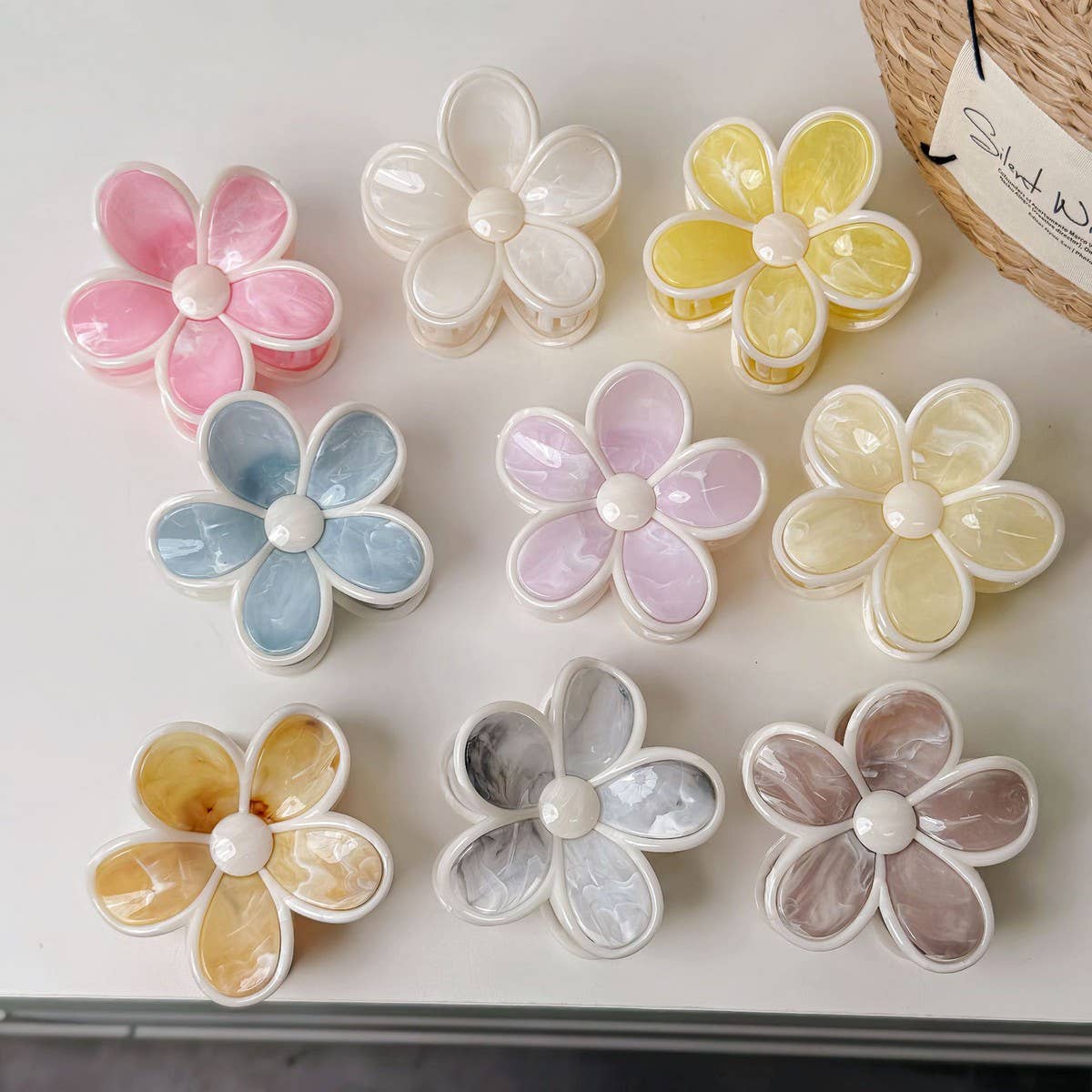 Cream Floral Claw Clip High Ponytail Hair Grip_Cwaha08257