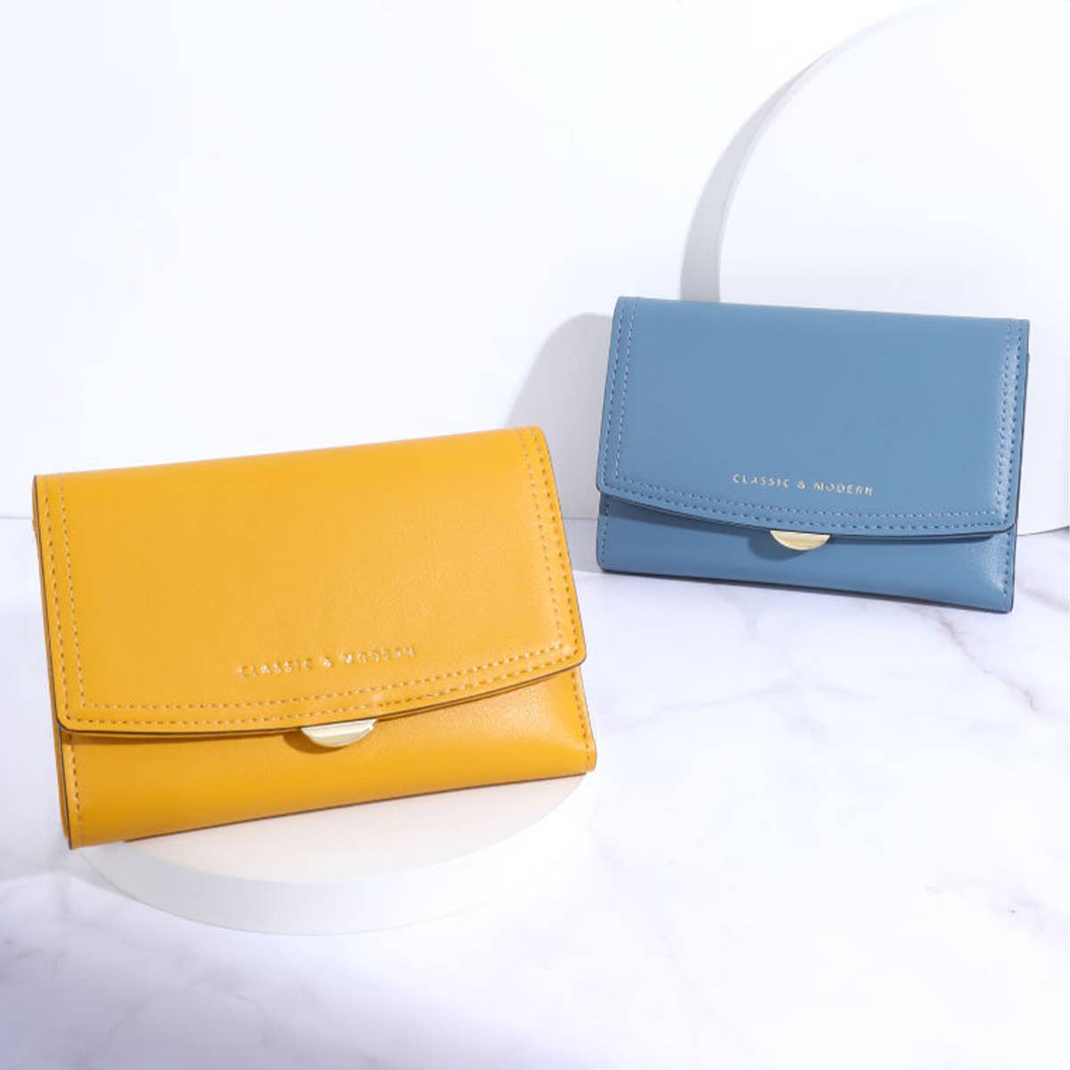 MINIMALIST MULTI CARD FOLDING WALLET_CWAB1660