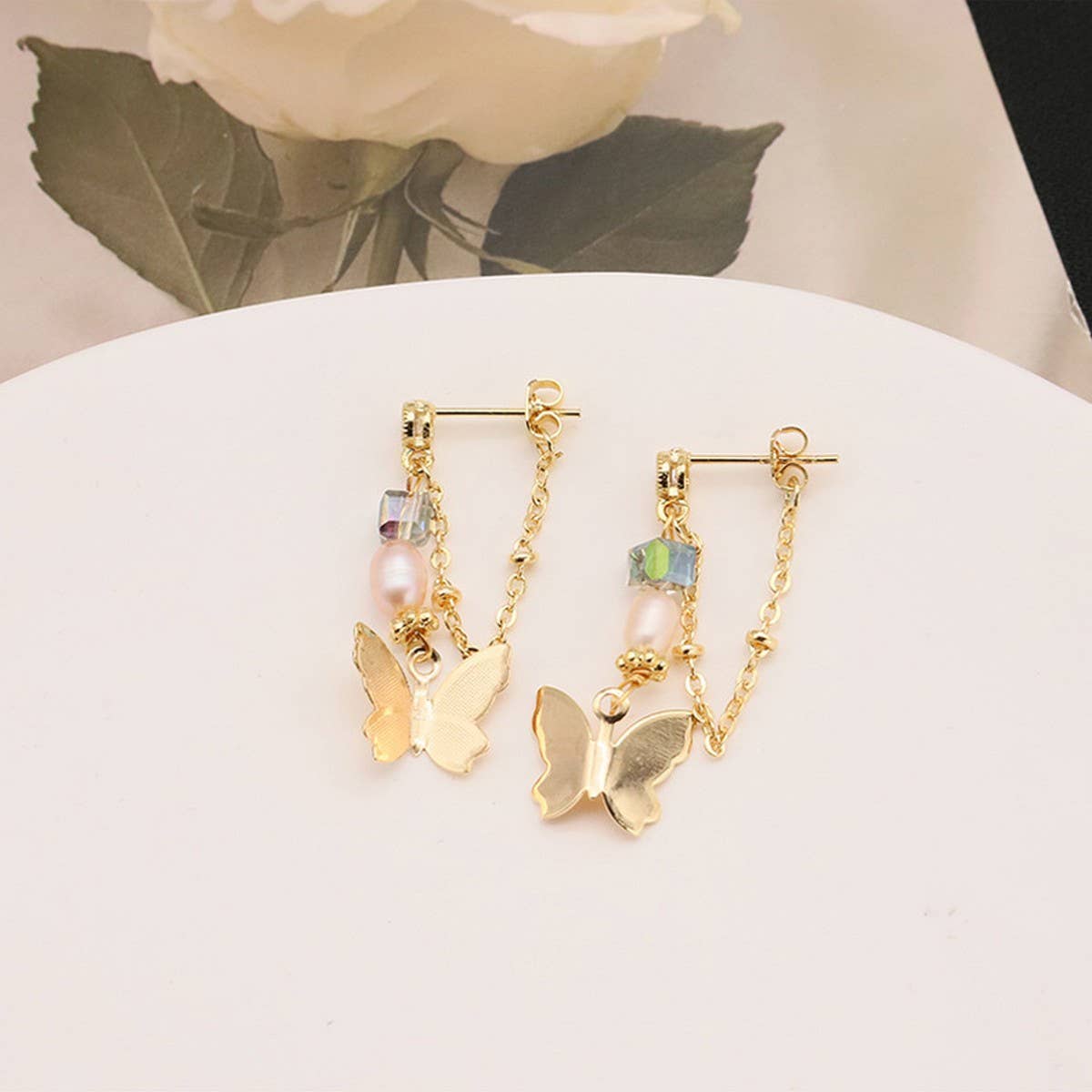 NEW SILVER NEEDLE BUTTERFLY TEMPERAMENT EARRINGS_CWAJE3798