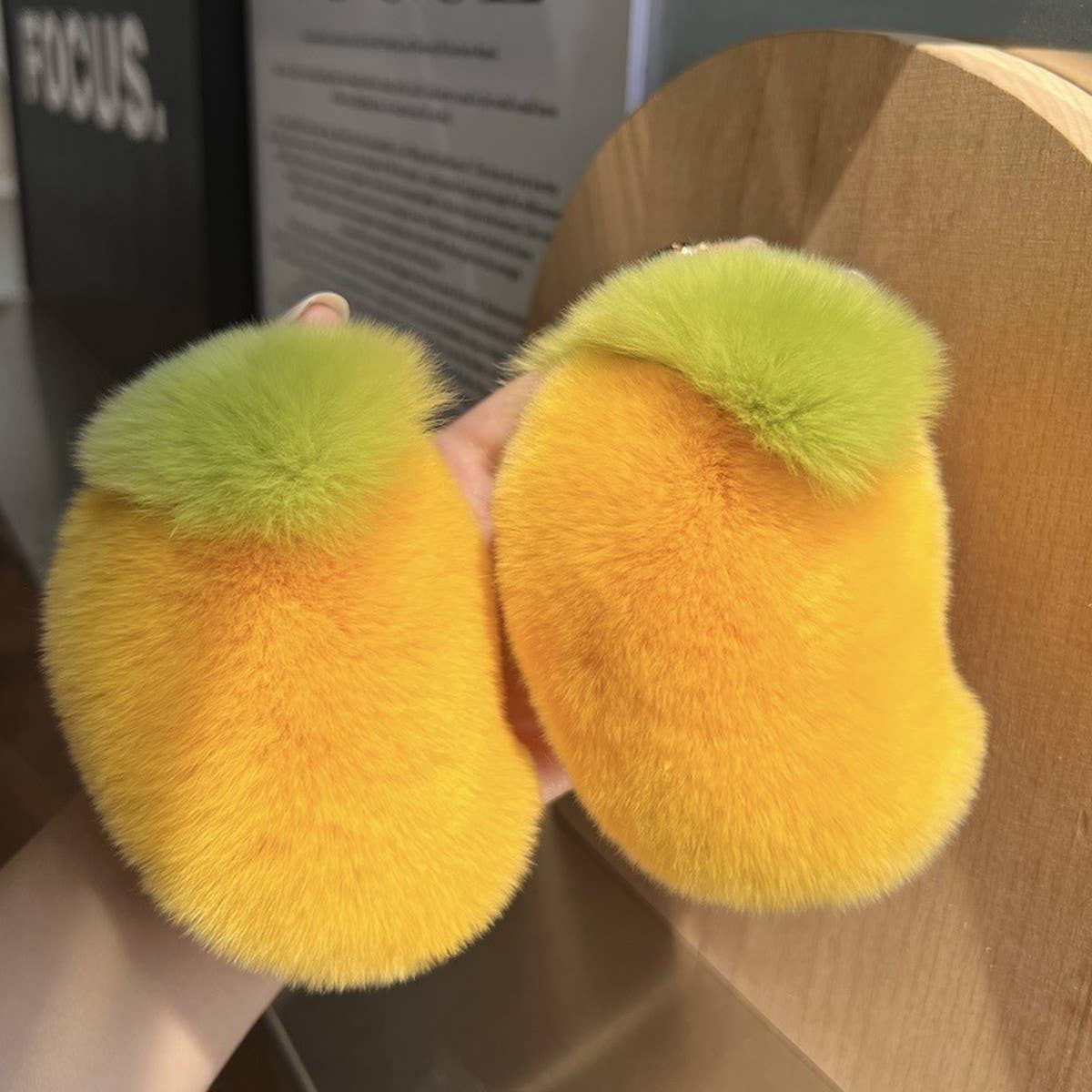 CUTE PLUSH DOLL SMALL MANGO CAR KEYCHAIN PENDANT_CWMM2498