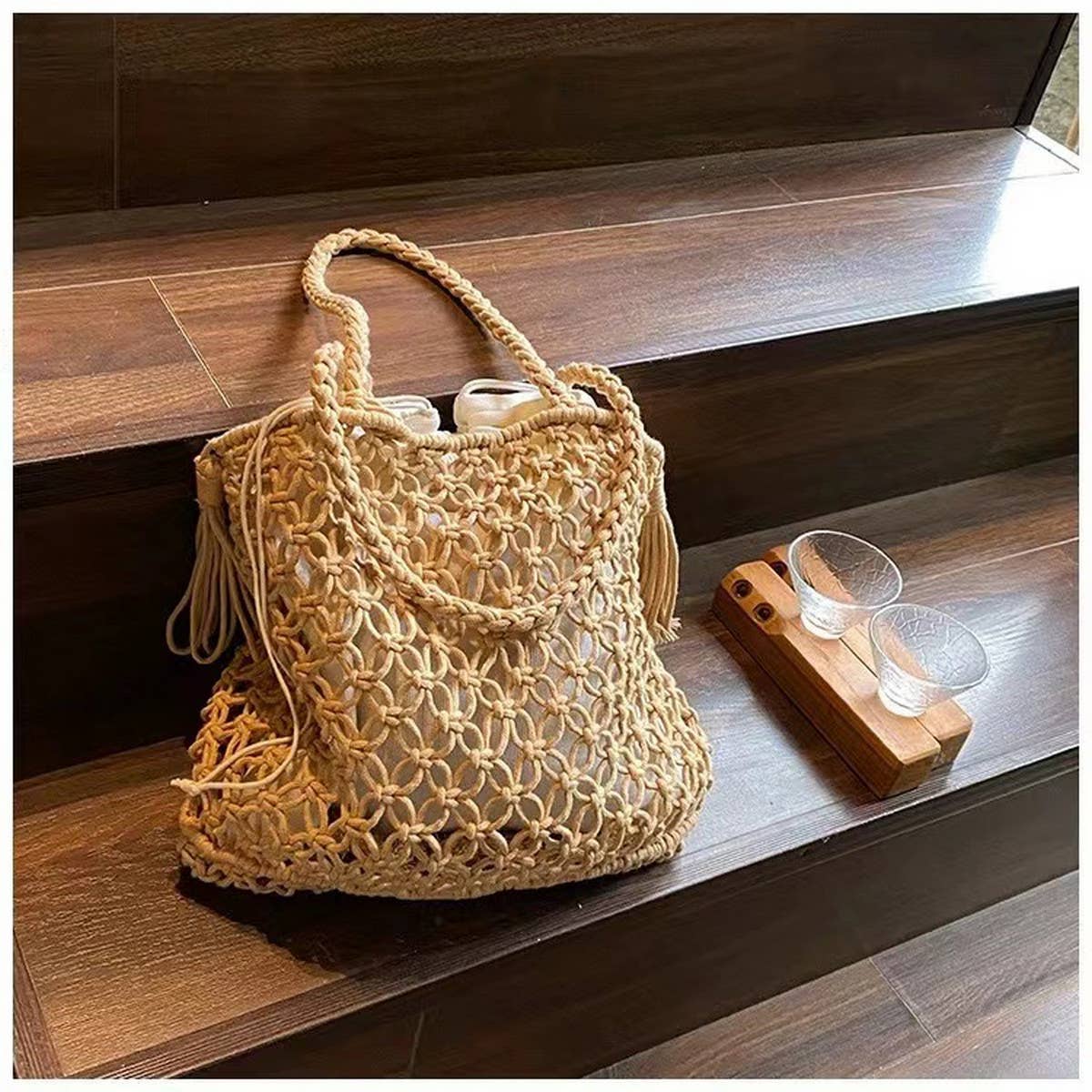 NEW STYLE HOLLOW SHOULDER TASSEL BEACH STRAW BAG_CWAB1862