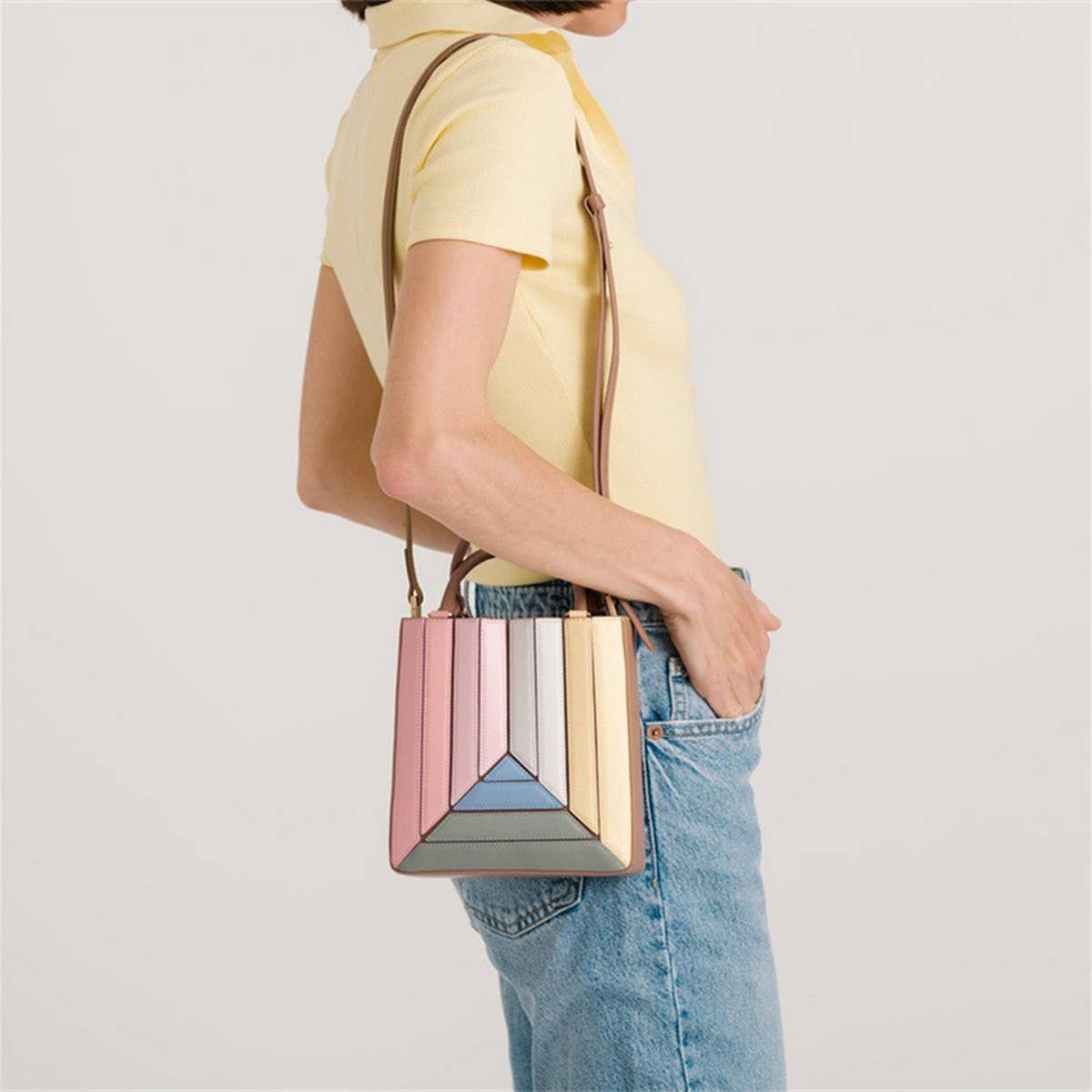 SPLICED RAINBOW SHOULDER BAG HANDBAG_CWAB1382