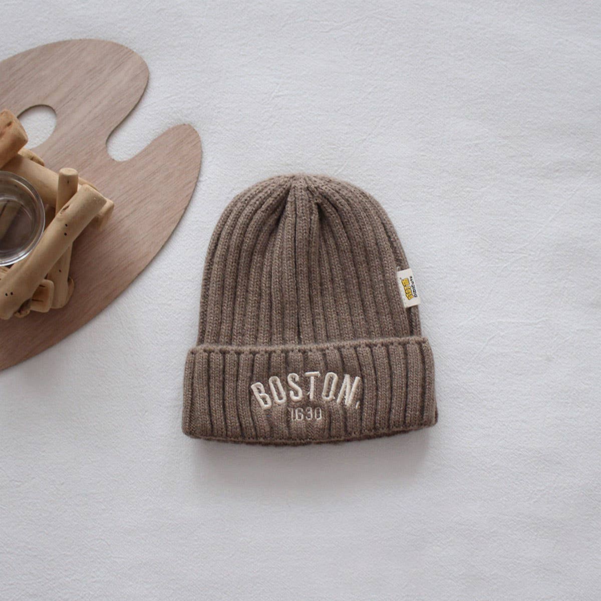 Versatile Letter Vertical Striped Knitted Hat_Cwah2924