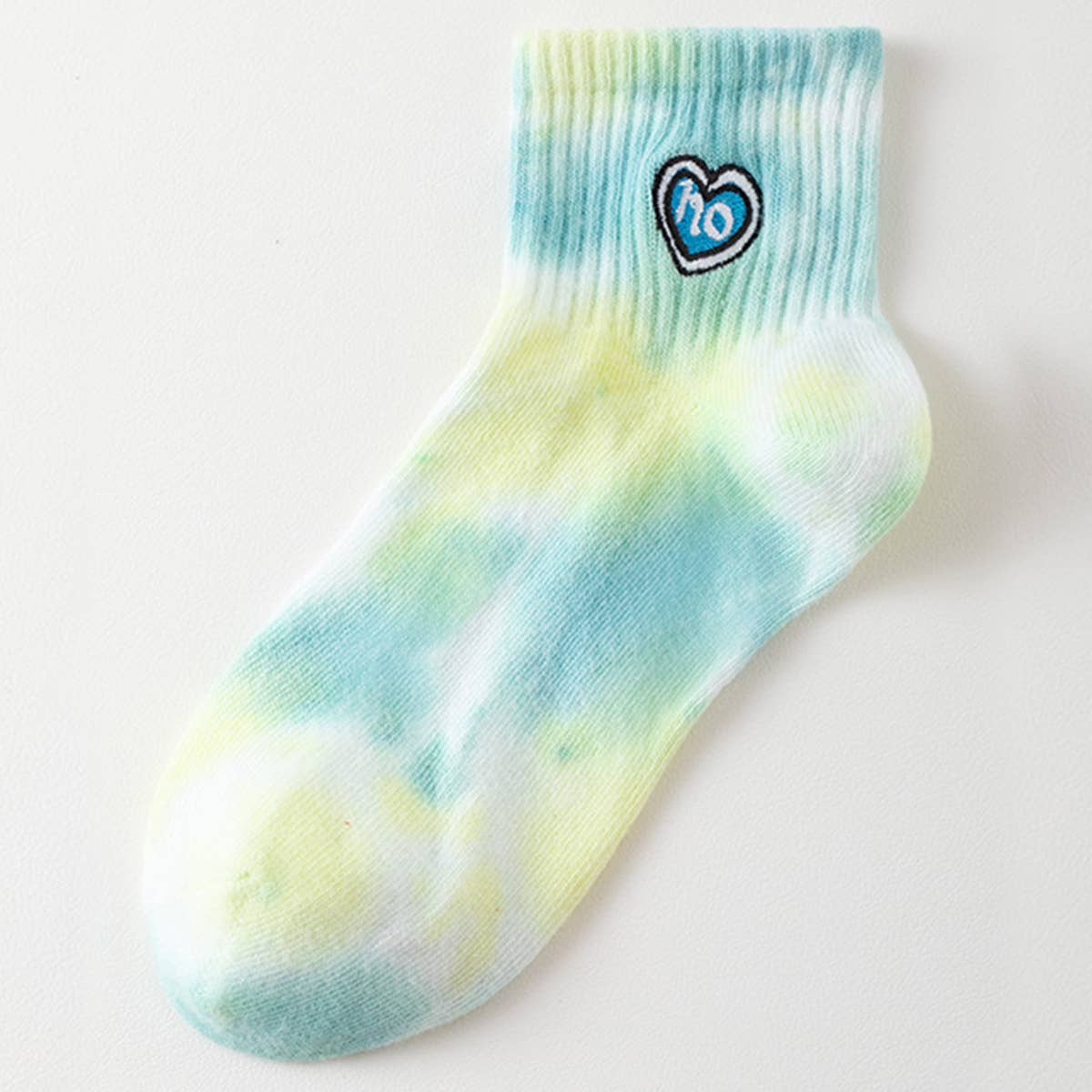 Tie-Dyed Love Embroidery Sports Socks_Cwms0247