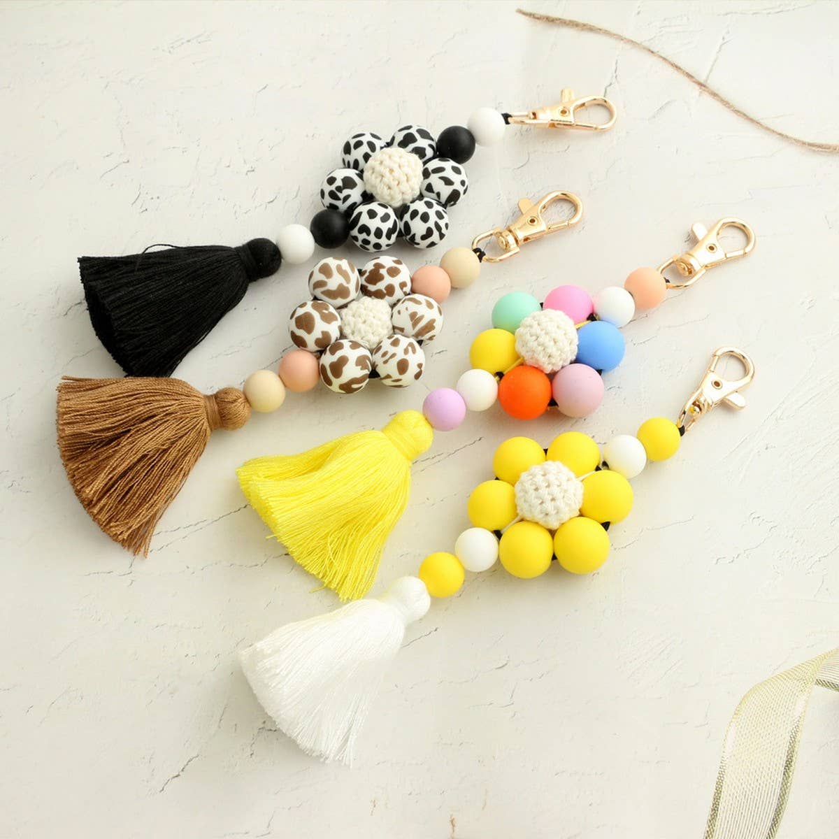 BEADED TASSEL BAG CHARM CREATIVE SILICONE KEYCHAIN_CWMM6864