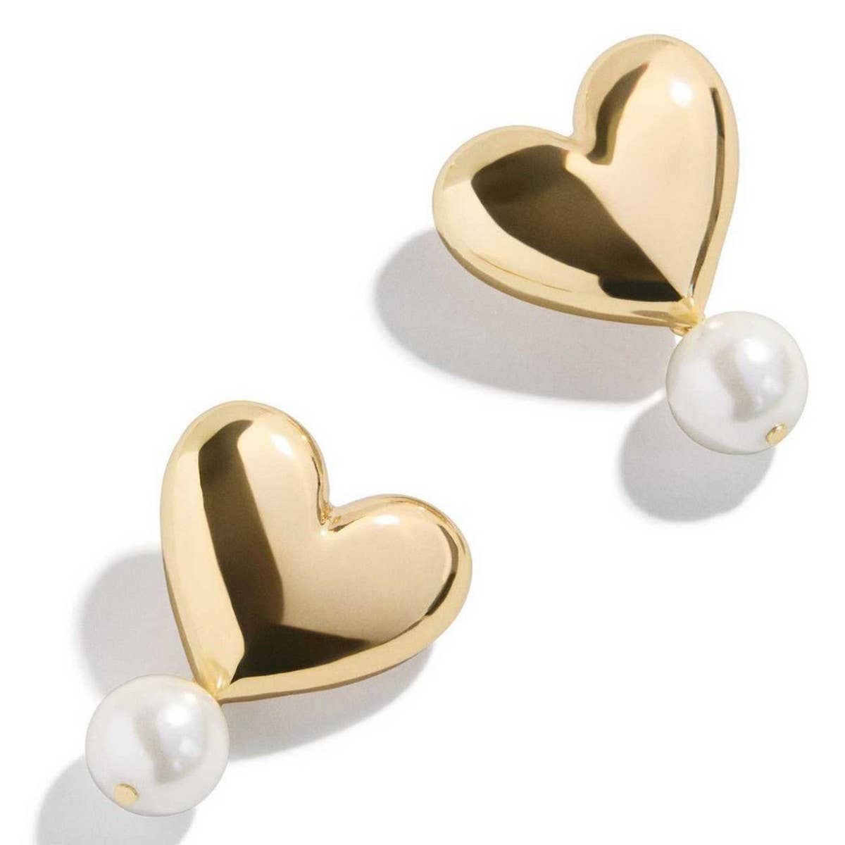 Trendy Irregular Heart Pearl Earrings 18K Gold