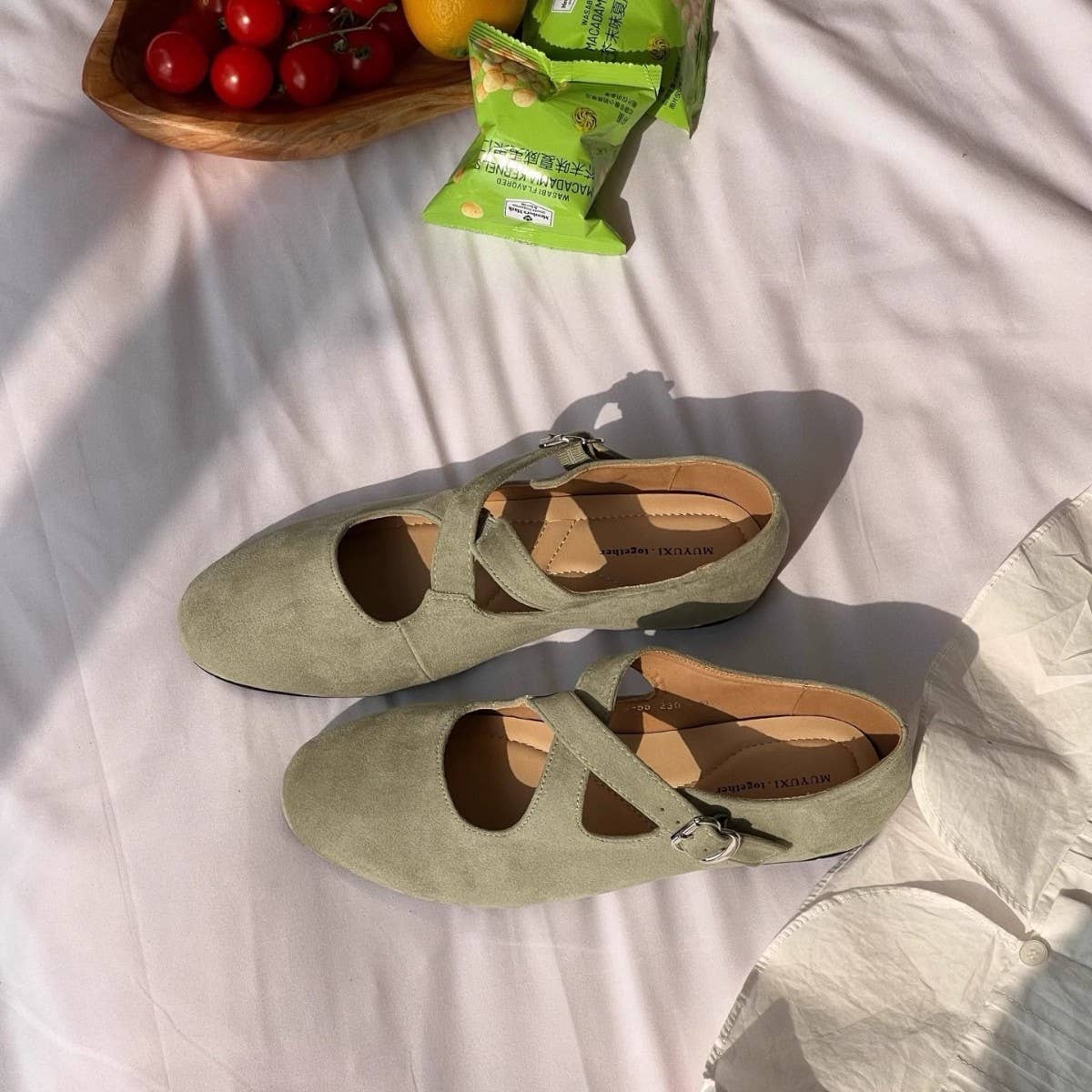 SUEDE CROSS STRAP HIDDEN WEDGE MARY JANES_CWSHF0131