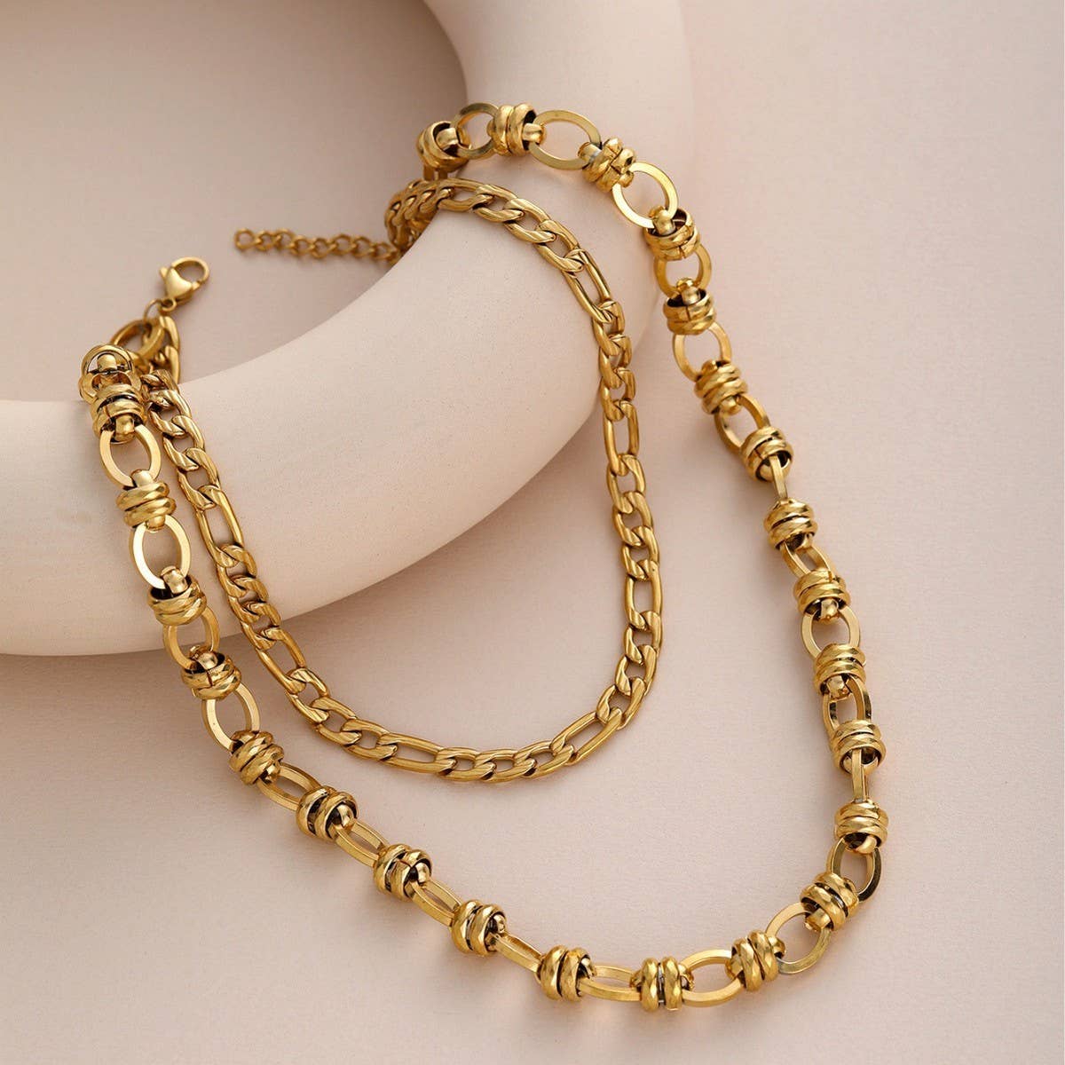 DOUBLE U SHAPED STAINLESS STEEL NECKLACE_CWMM3591