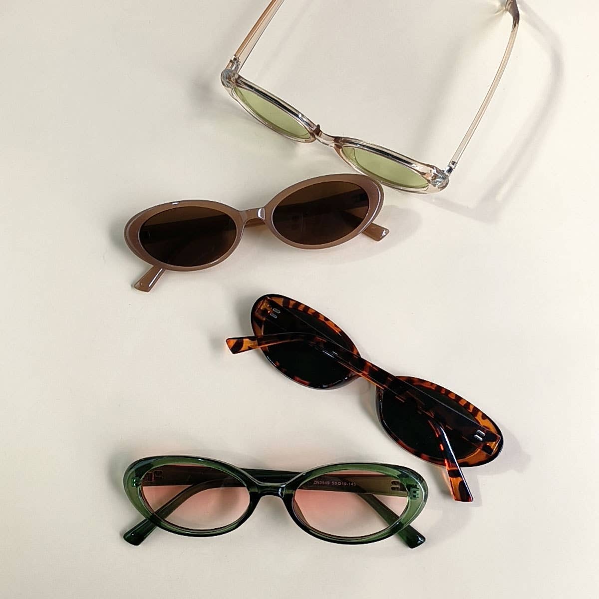 RETRO SMALL OVAL FRAME SUNGLASSES_CWASG0479