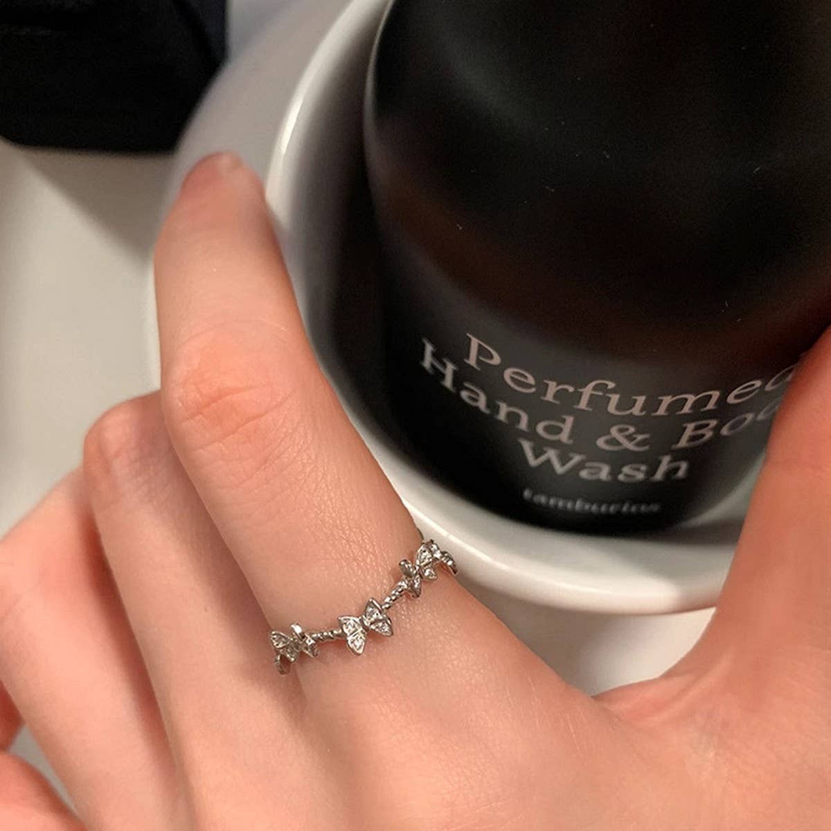 HIGH END AND ELEGANT BUTTERFLY RING FOR WOMEN_CWAJE3092