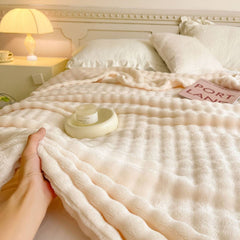 Double-Sided Flannel Coral Fleece Blanket_Cwmm10517