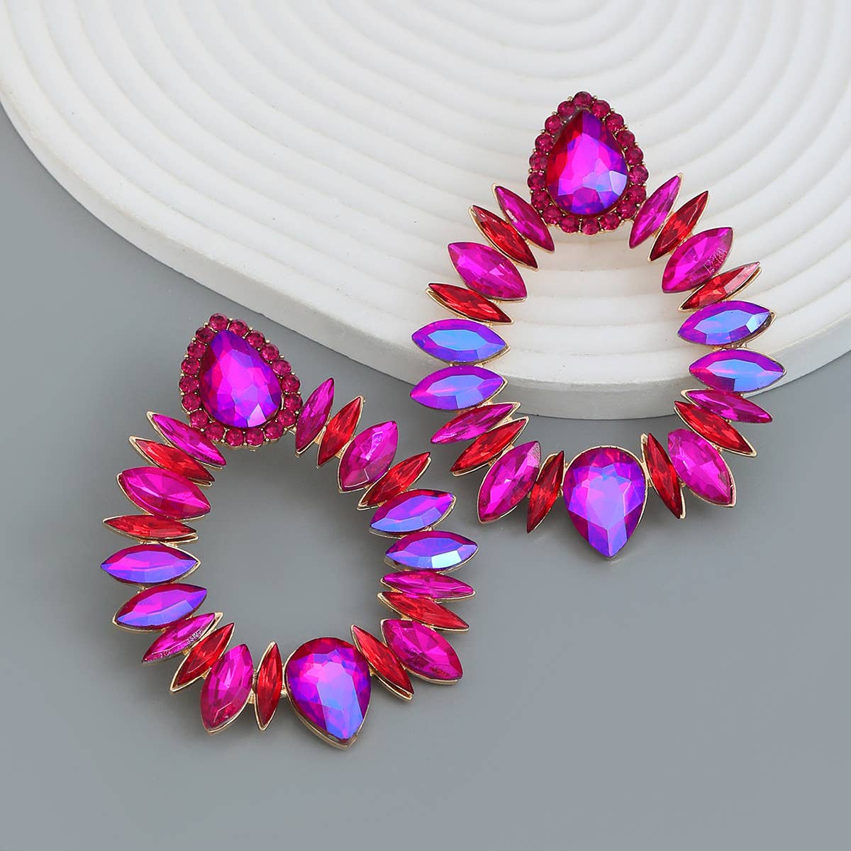 COLORFUL CRYSTAL GEOMETRIC DROP STUD EARRINGS_CWAJE0536