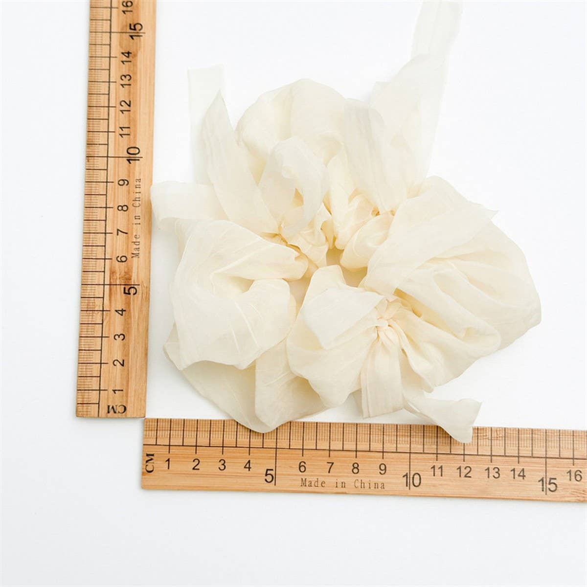 Oversized Chiffon Ribbon Scrunchie Hair Tie Women_Cwaha07537
