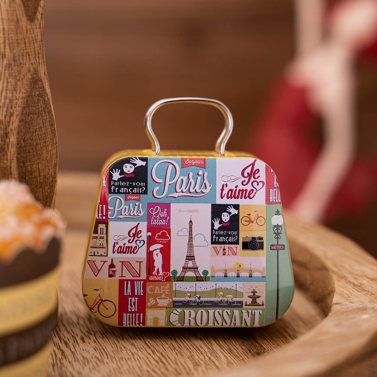 Cwmm10276_Creative Tin Handbag Gift Box For Christmas