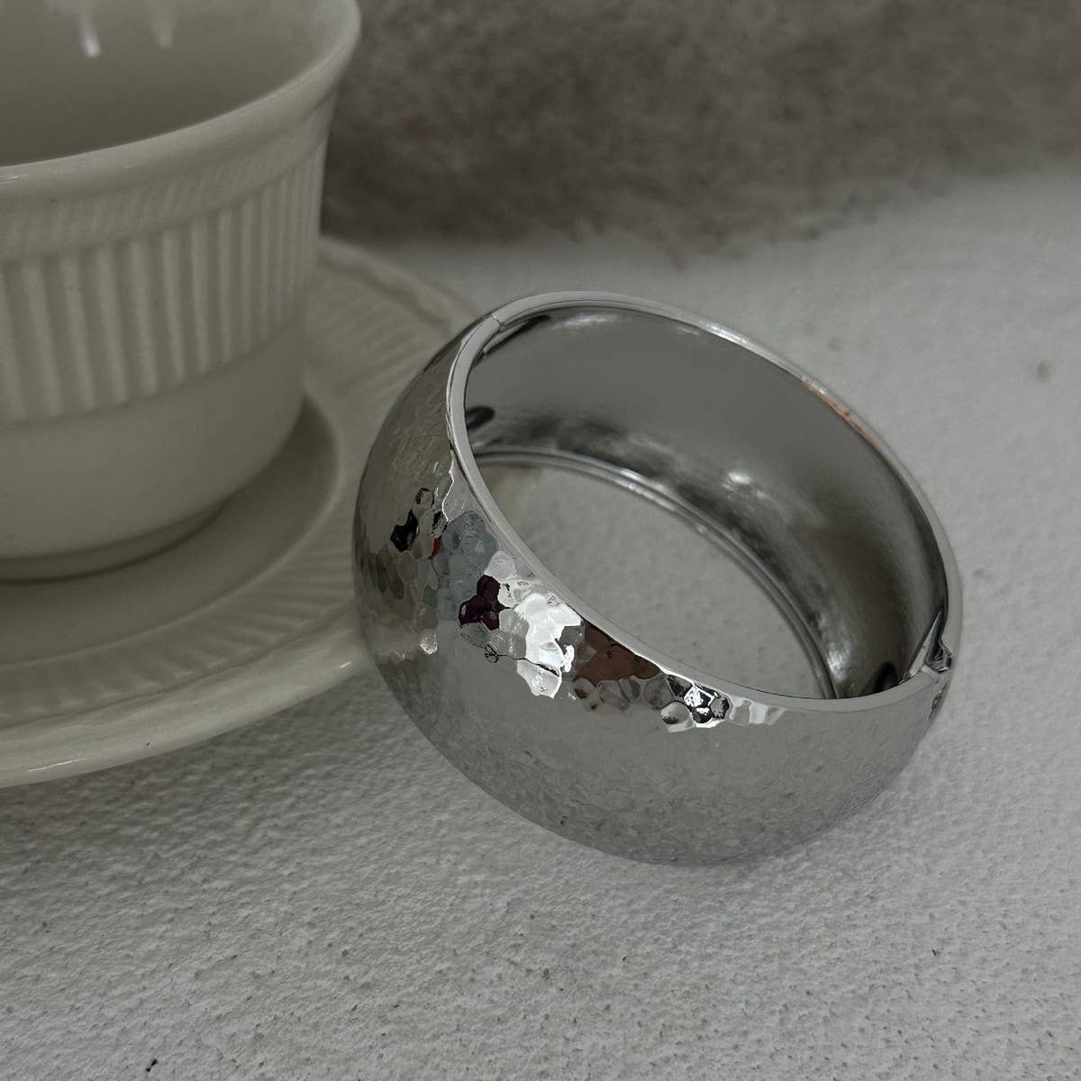 NEW DESIGN FASHION TREND METAL SMOOTH BRACELET_CWMM3081