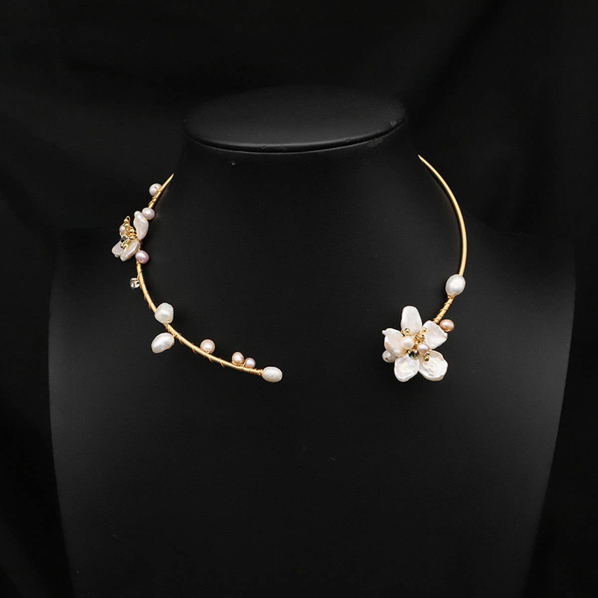 Vintage Niche Natural Freshwater Pearl Necklace