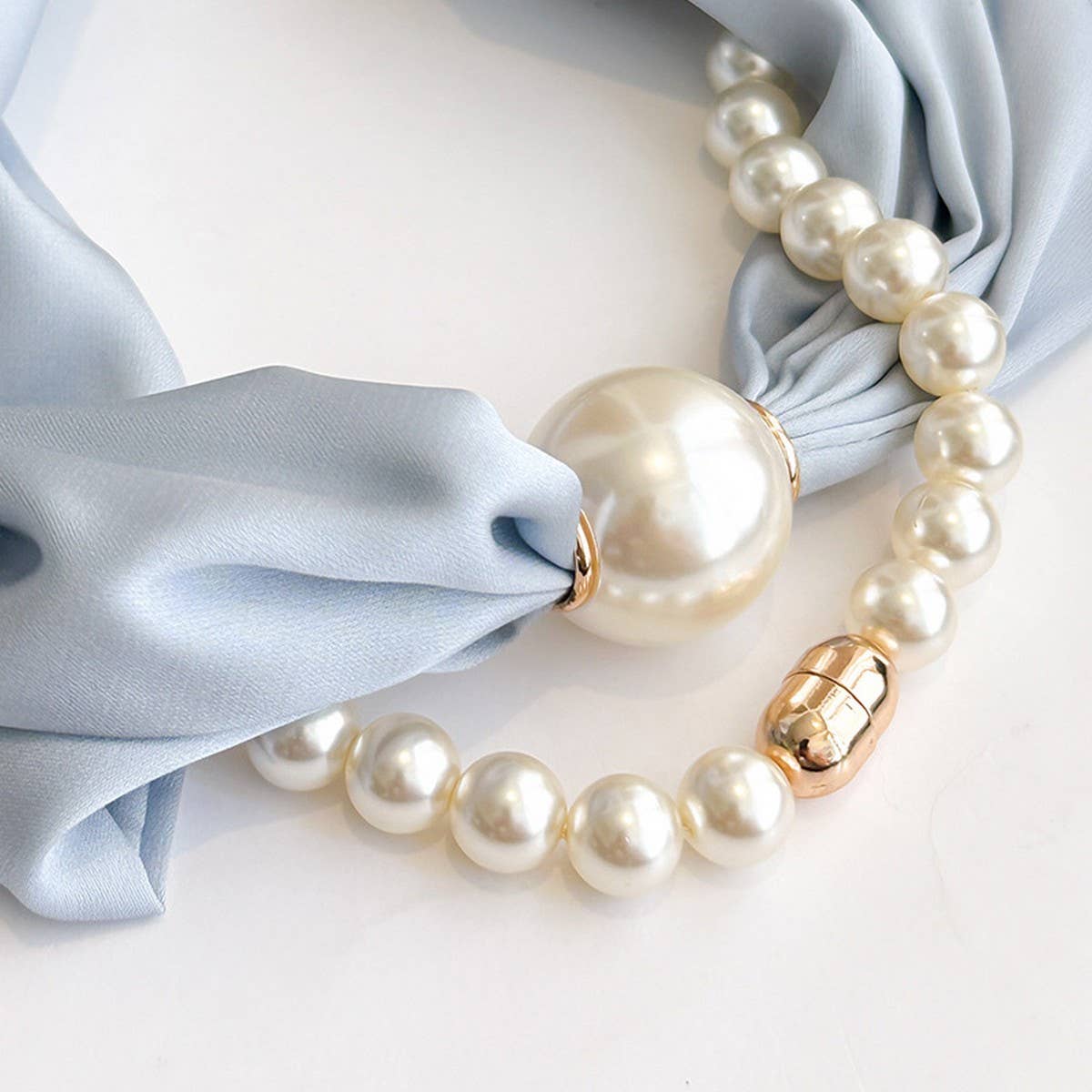 Pearl Magnetic Skinny Silk Neck Scarf_Cwasc03930