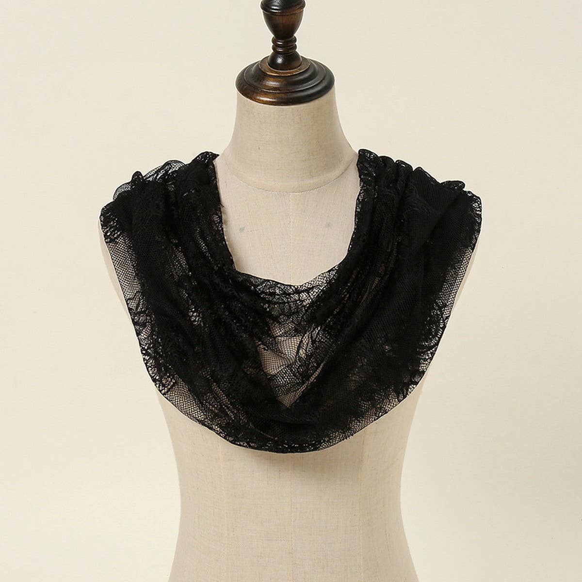 BLACK AND WHITE LACE EYELASH BREATHABLE VEIL_CWMM1986