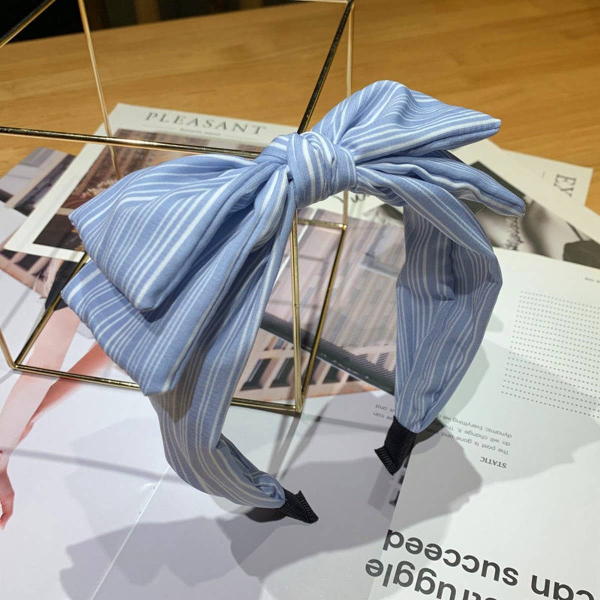 BOW KNOT WIDE BRIMMED FRESH STRIPED HEADBAND_CWAHA2566