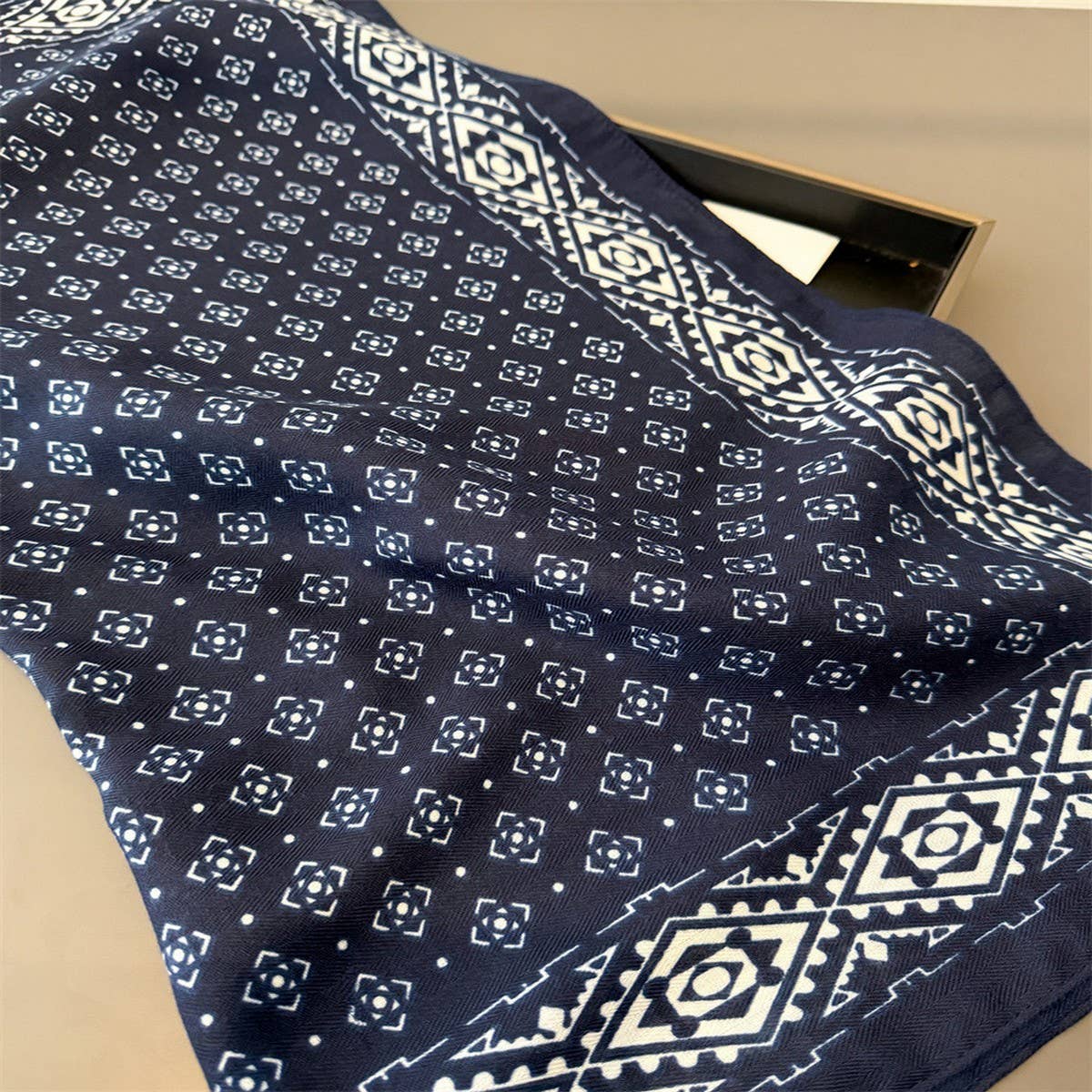 Geometric Herringbone Cotton Linen Square Scarf_Cwasc03433