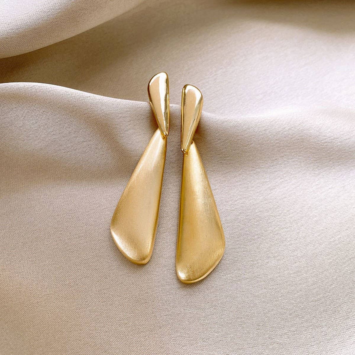 Water Drop Fashion Personality Cool Style Earrings