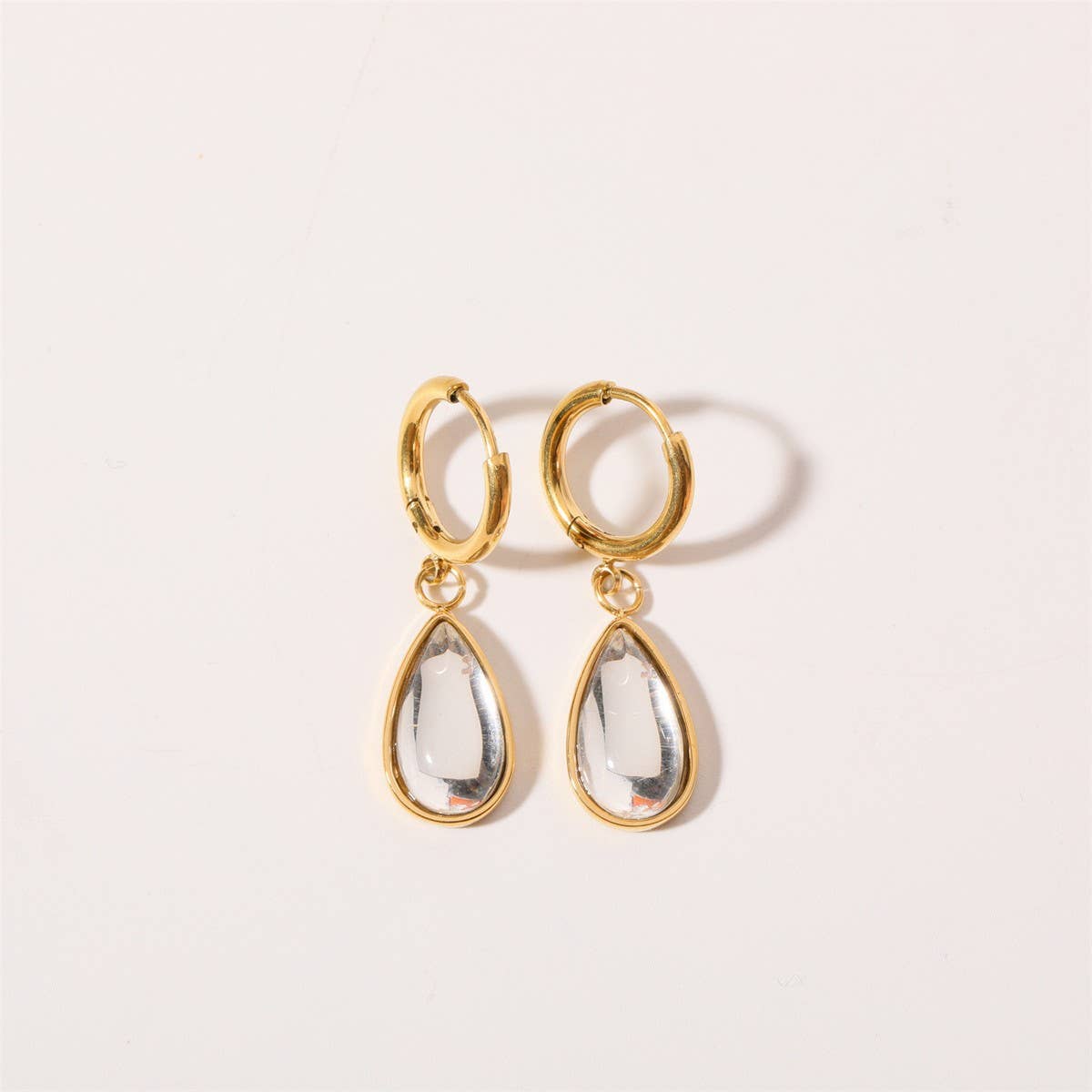 TEARDROP BIRTHSTONE EARRINGS GOLD STAINLESS_CWAJE5032