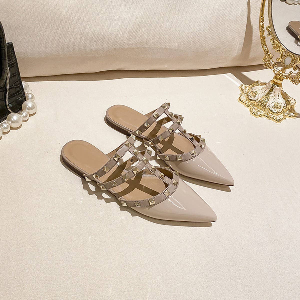 FASHIONABLE POINTED FLAT SOLE SANDALS_CWSHS0480