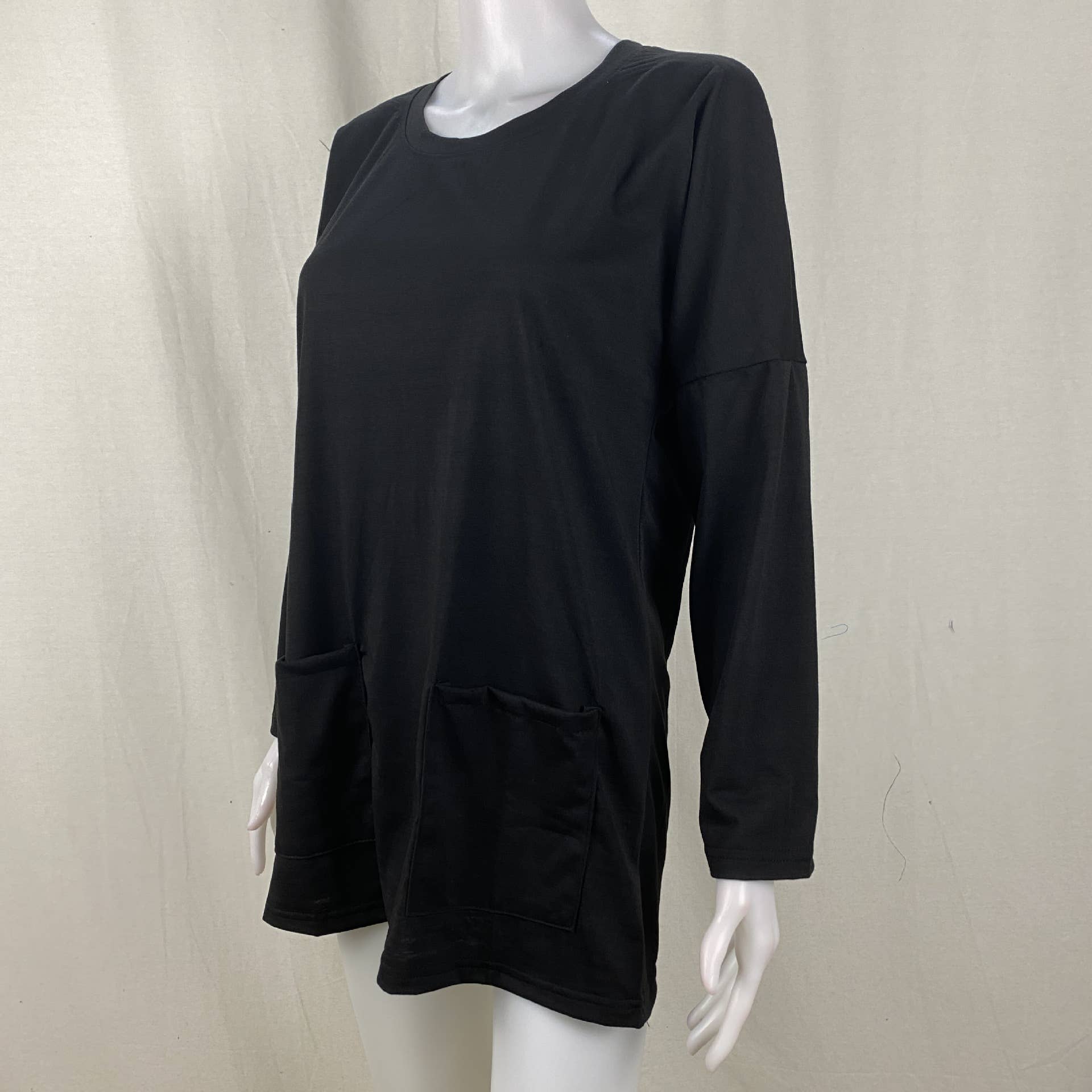 Solid-Color Loose Round-Neck Pocket T-Shirt