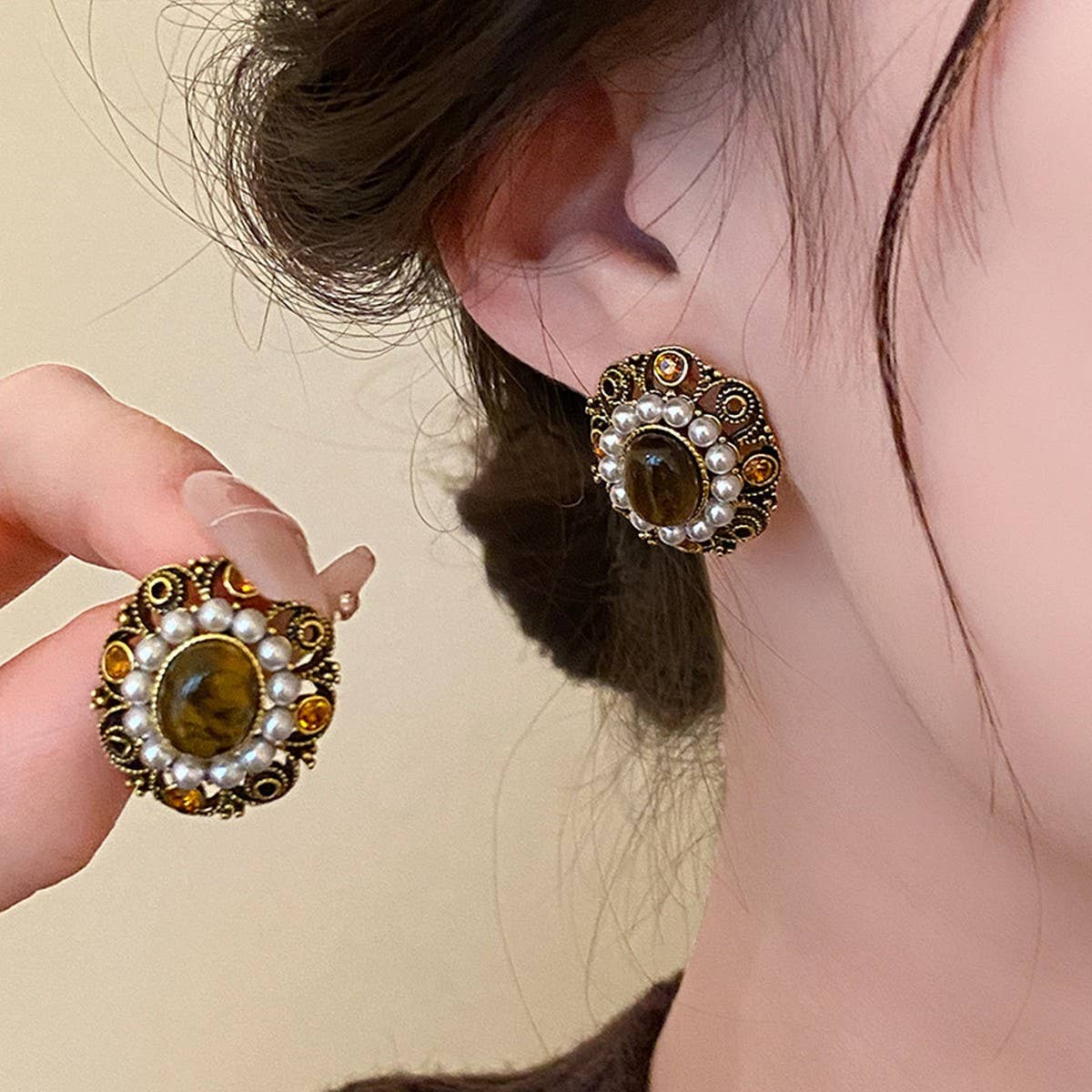RETRO FRENCH LIGHT LUXURY HIGH END EARRINGS_CWAJE2461