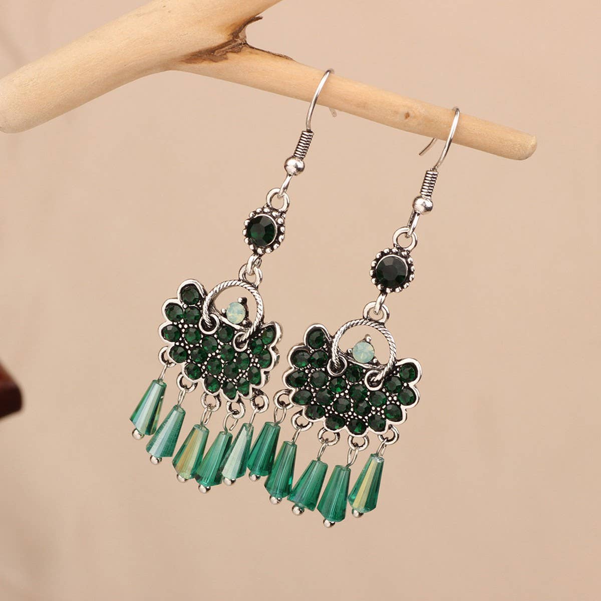 HIGH END ALL MATCH CRYSTAL TASSEL RETRO EARRINGS_CWAJE3996
