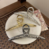 OVERSIZED METAL HAIR CLAW 13 5CM MINIMALIST CLIP_CWAHA2375