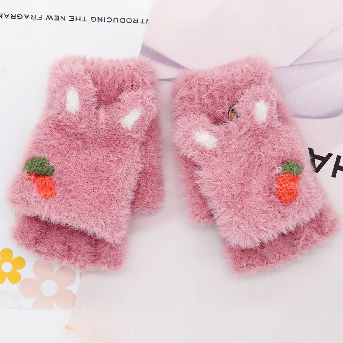 BABY HALF FINGER FLIP CARROT WRITING WARM GLOVES_CWAG0159