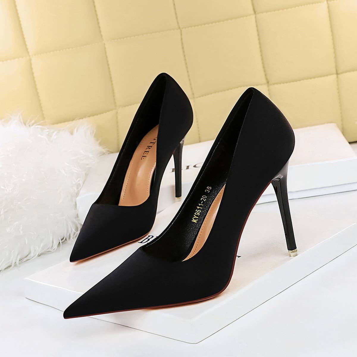 SIMPLE SOLID COLOR SHALLOW POINTED TOE HIGH HEELS_CWSHH0064