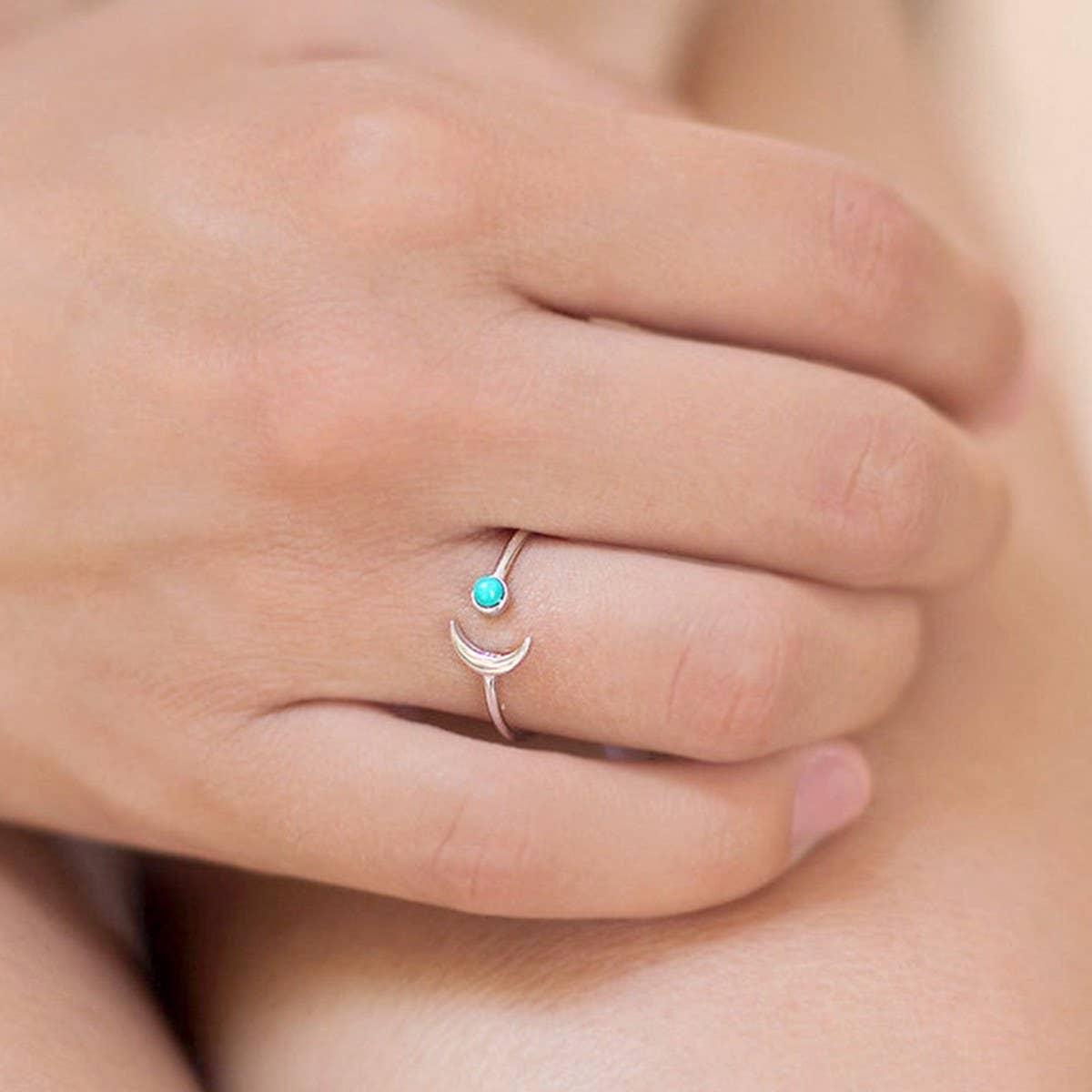 SIMPLE AND COOL MOON CREATIVE RING OPEN RING_CWAJE1748
