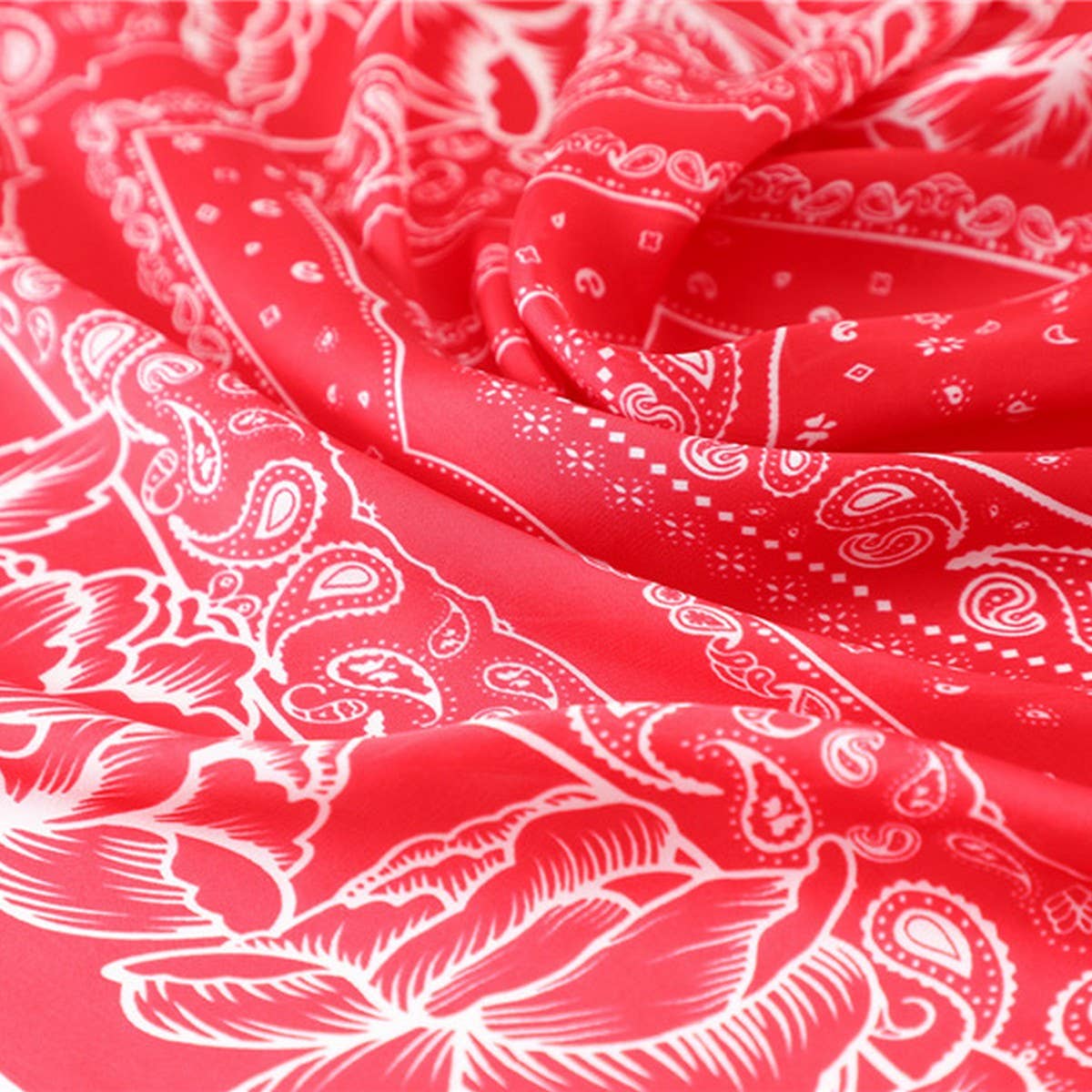 27IN PAISLEY LACE PRINT SATIN SQUARE SCARF WOMEN_CWASC1435