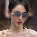 FASHIONABLE DIAMOND CUT FRAMELESS SUNGLASSES_CWASG0660